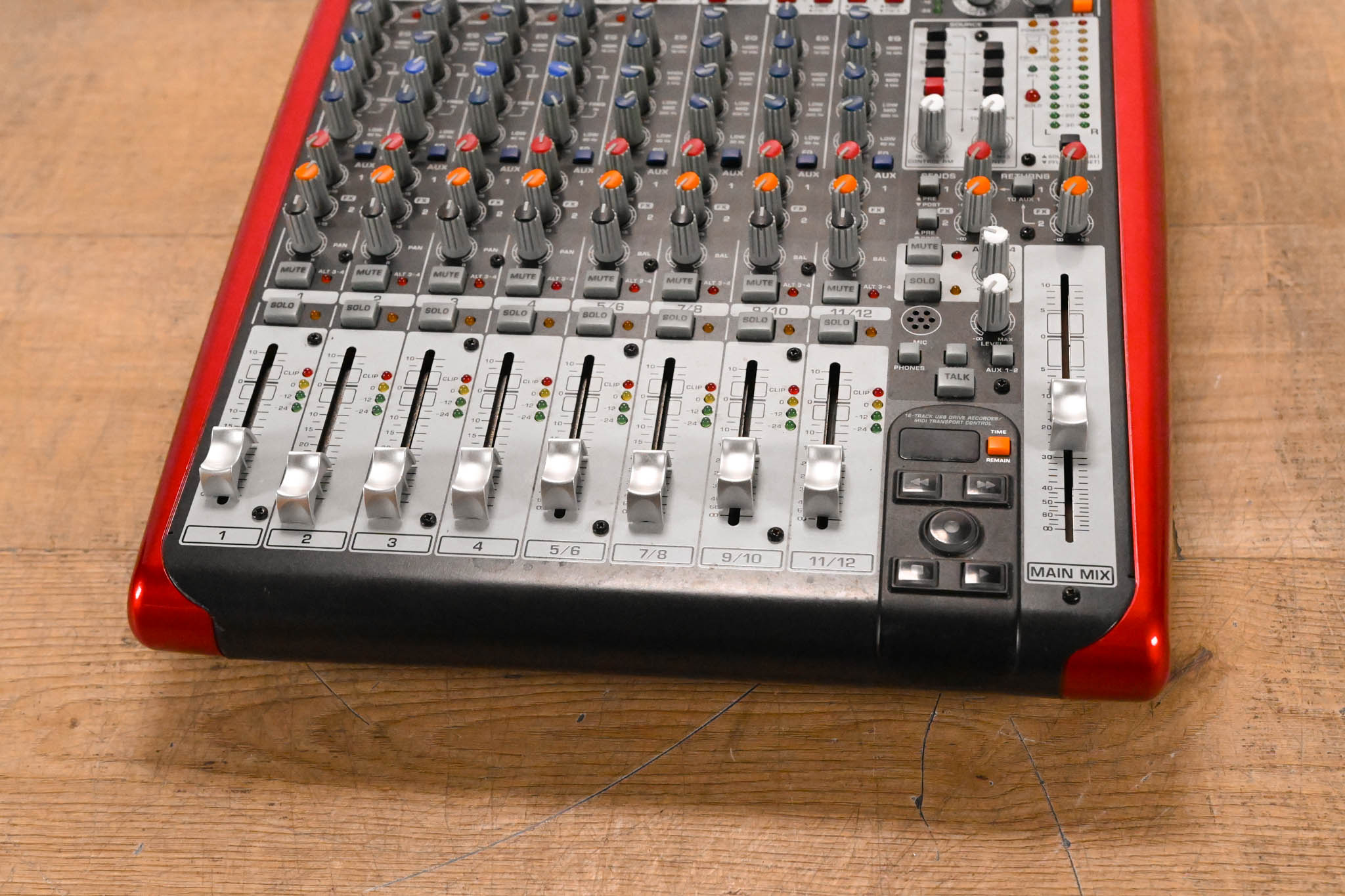 Behringer XENYX UFX1204 12-Input 4-Bus Mixer with USB and Effects