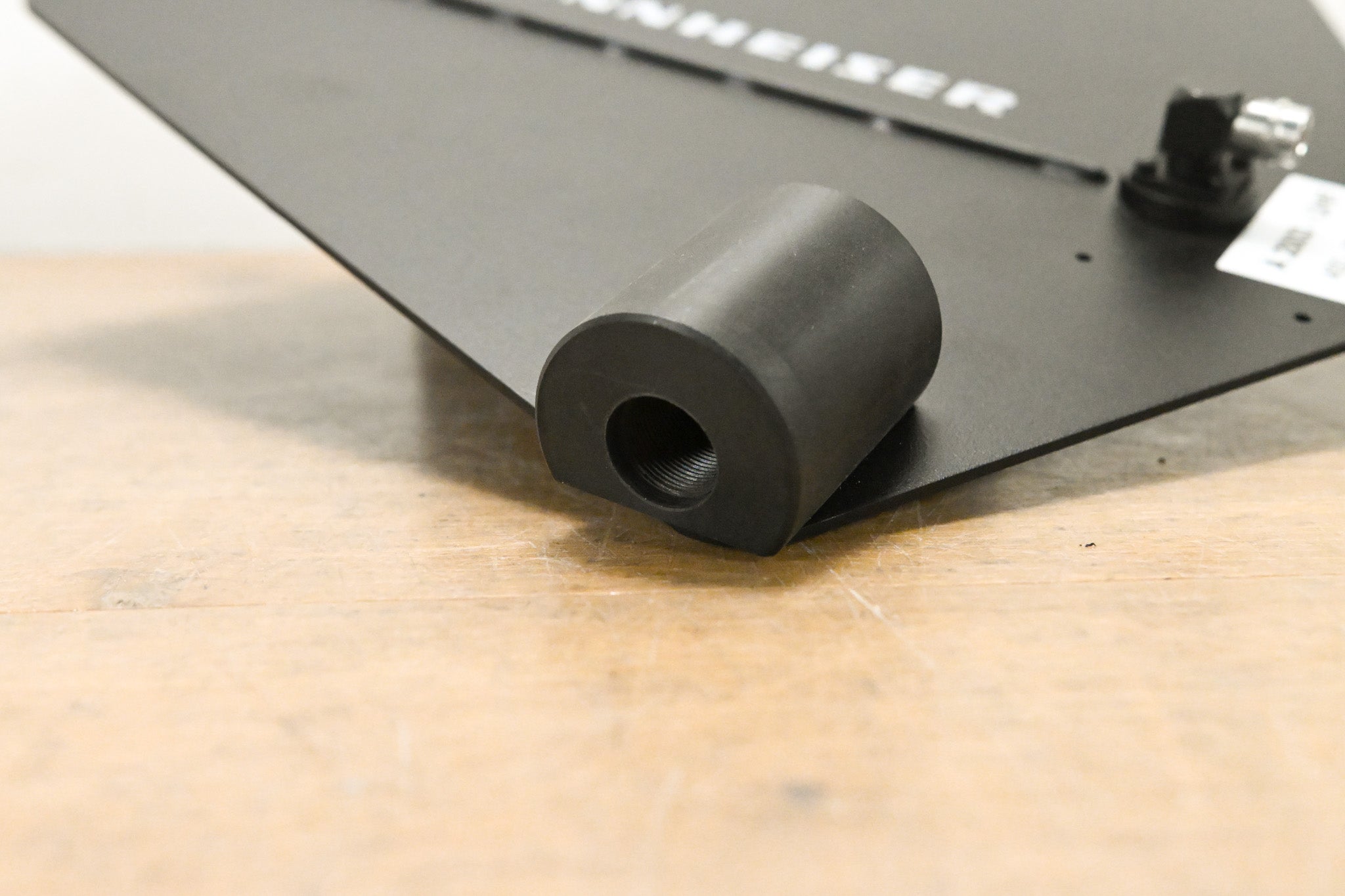 Sennheiser A-2003-UHF Passive Directional Antenna - 450-960 MHz