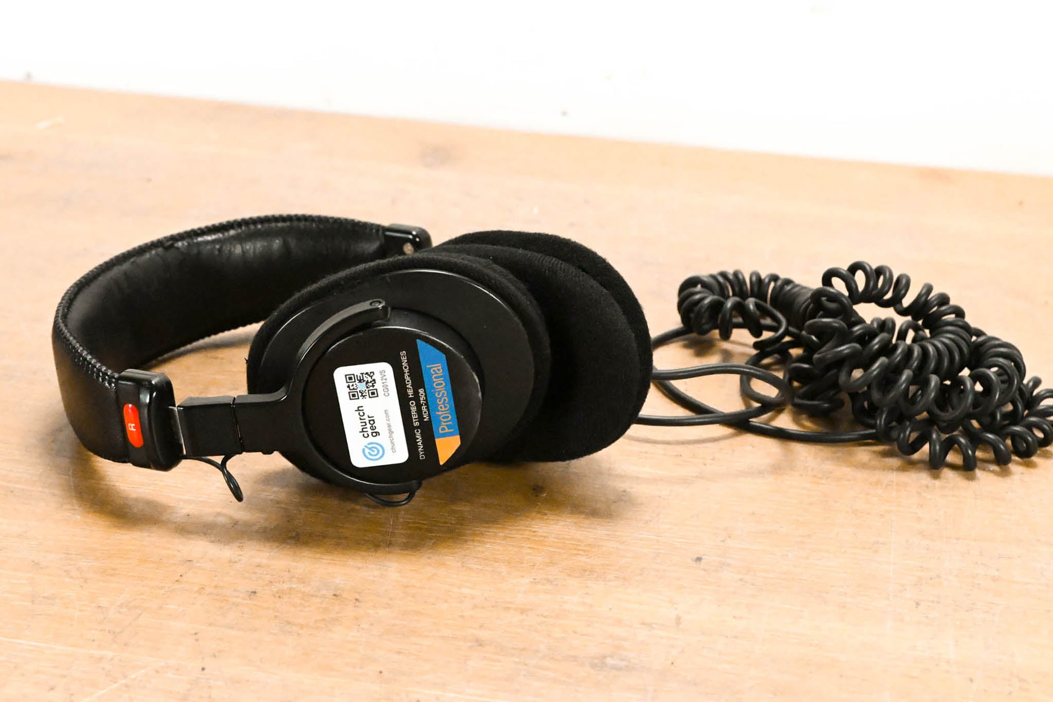 Sony MDR-7506 Professional Stereo Monitor Headphones