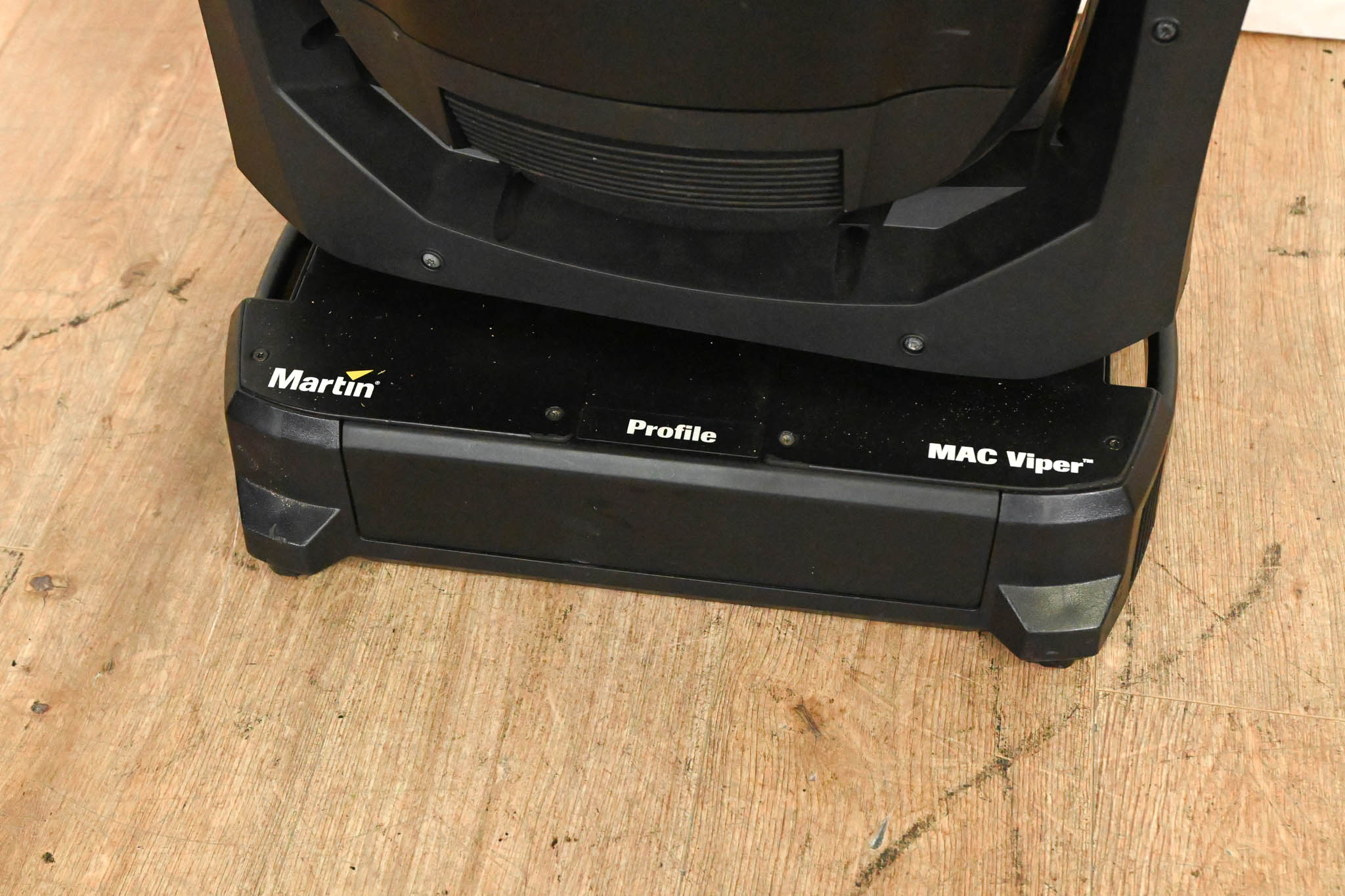 Martin MAC Viper Profile High Output Discharge-Based Moving Light