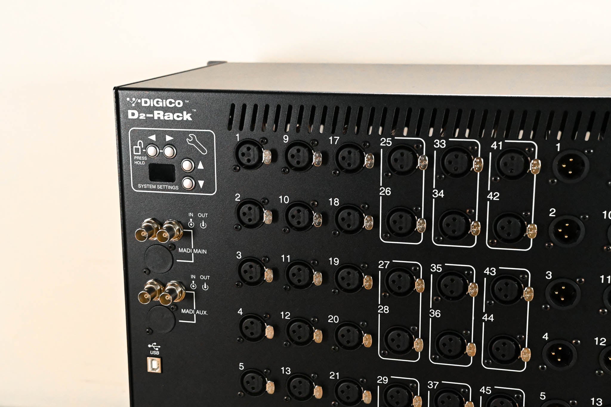 DiGiCo D2-Rack 48-Input, 16-Output Digital Stage Box