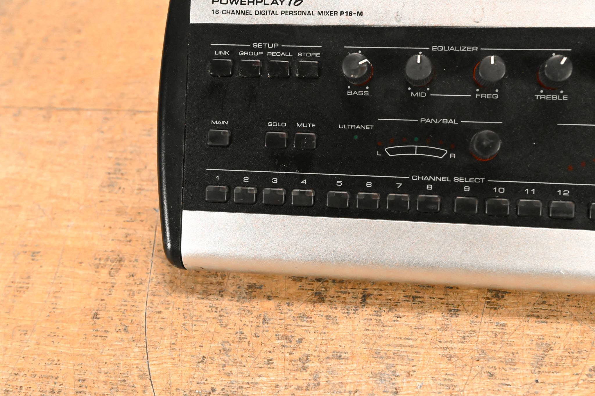 Behringer Powerplay P16-M 16-Channel Digital Personal Mixer