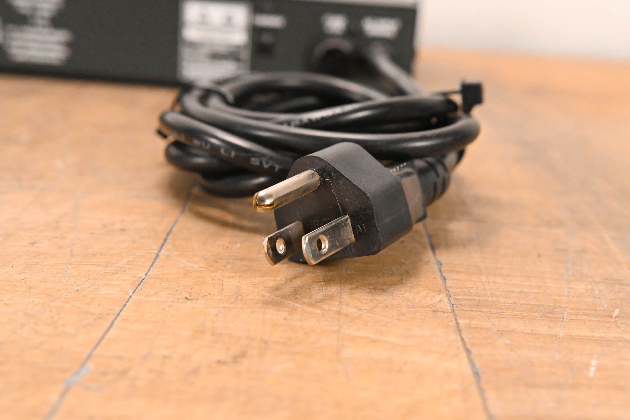 ART 341 Dual-Channel 15-Band 2/3 Octave Graphic Equalizer