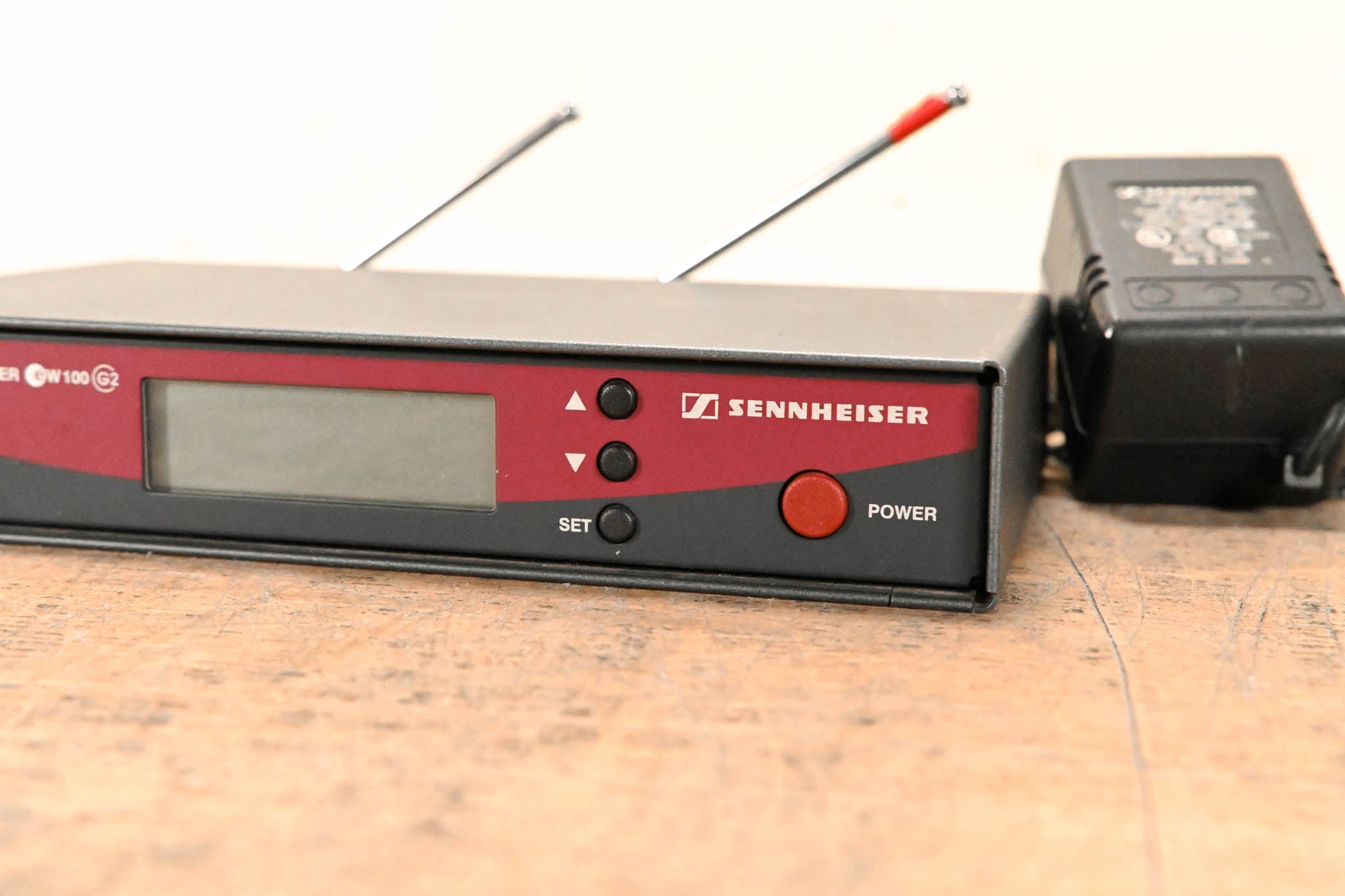 Sennheiser EM 100 G2 Wireless Receiver - B Range: 626-662 MHz