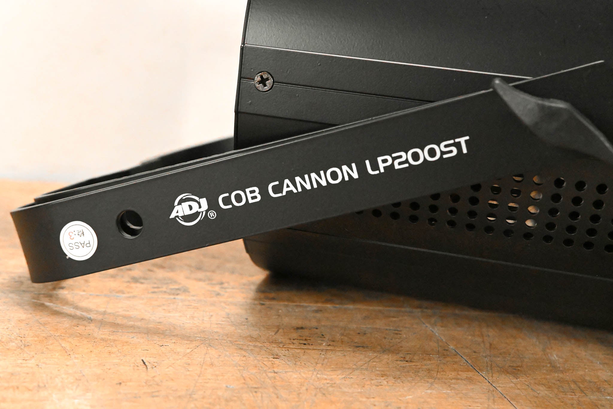 ADJ COB Cannon LP200ST 200W Chip On Board Color Mixing Wash Fixture