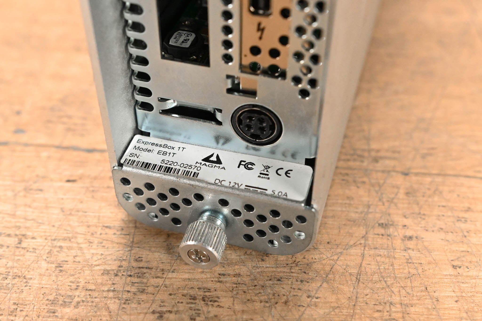 Magma EB1T ExpressBox 1T Thunderbolt 2 to PCIe Expansion Chassis NO PSU