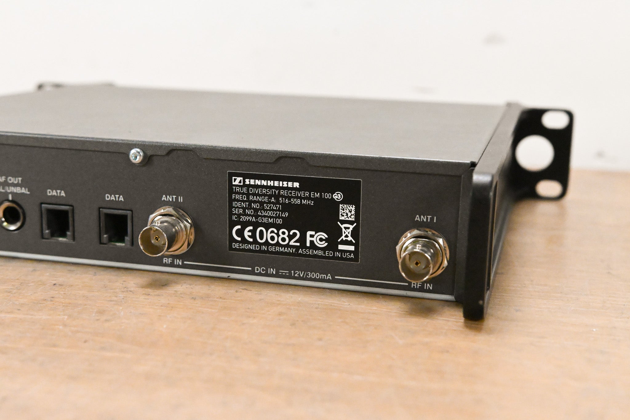 Sennheiser EM 100 G3 Wireless Receiver - 516-558 MHz (NO POWER SUPPLY)