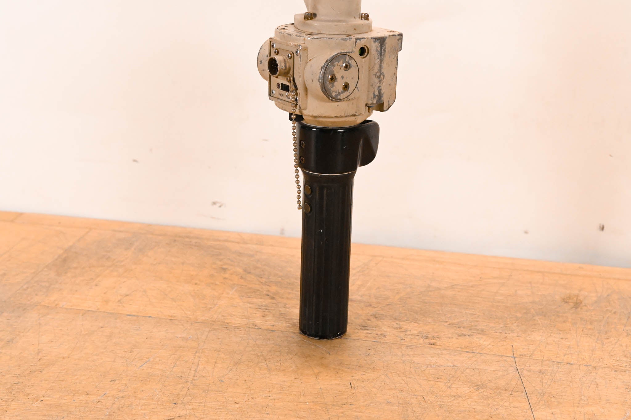 Fujinon ERD-71B Large Box Lens Zoom Demand Handle