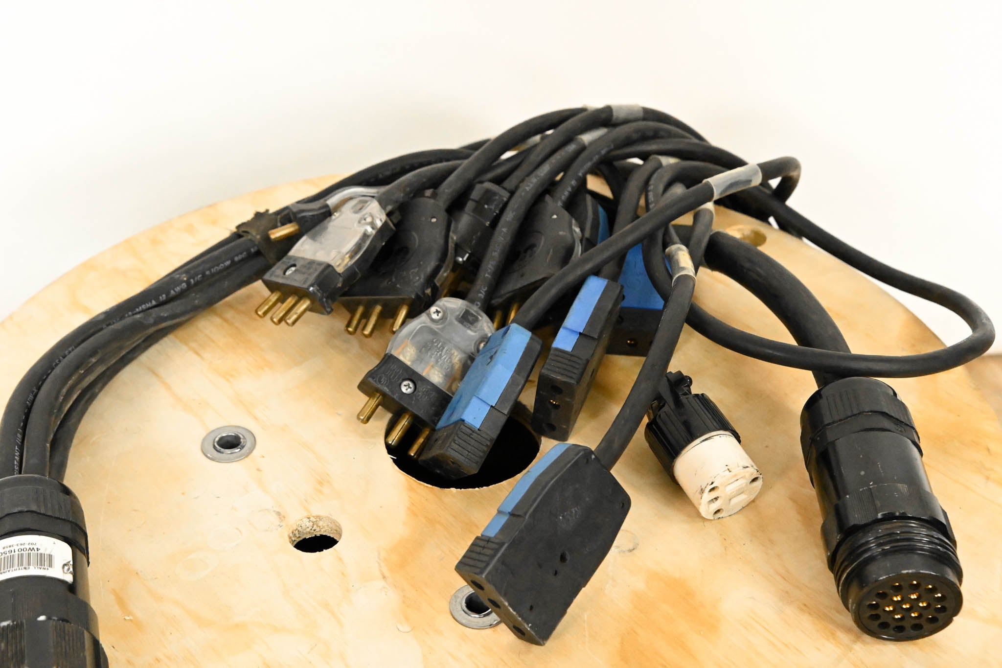 Socapex 19-Pin Connector to Stage Pin Loom 150' Cable