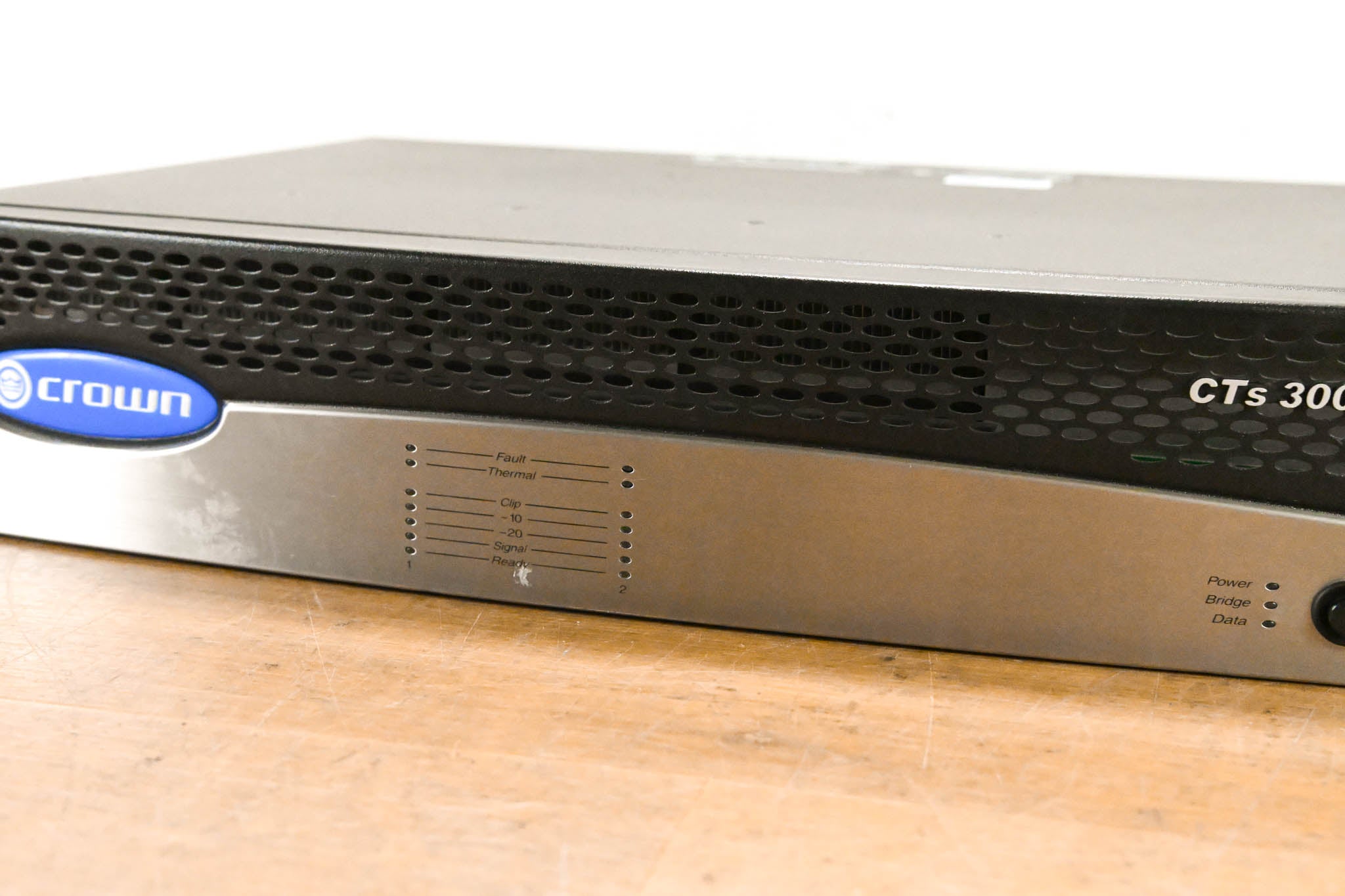 Crown CTs 3000 Two-Channel 1500W Power Amplifier