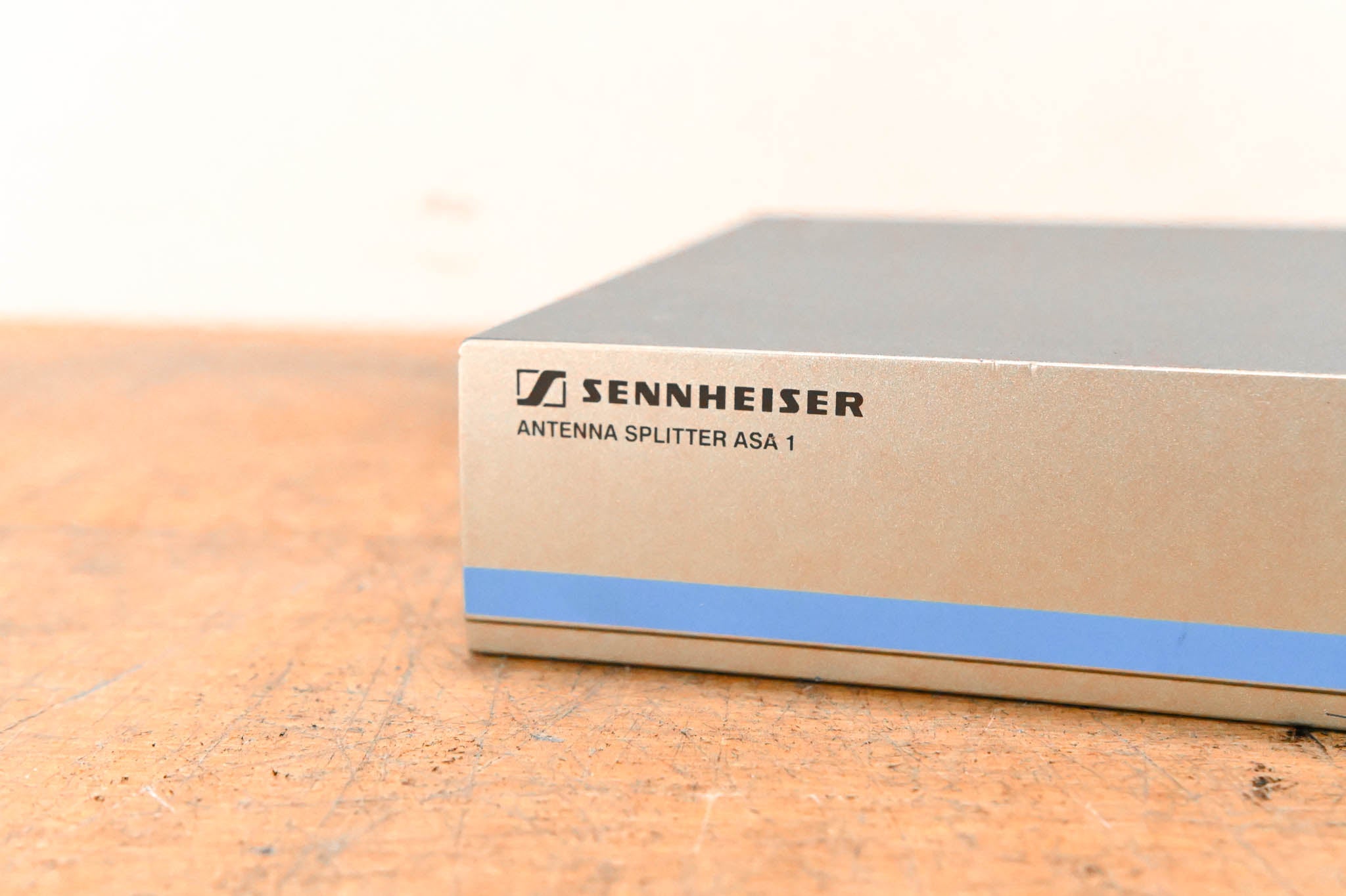 Sennheiser ASA 1 Active Antenna Splitter - 500-870 MHz (NO POWER SUPPLY)