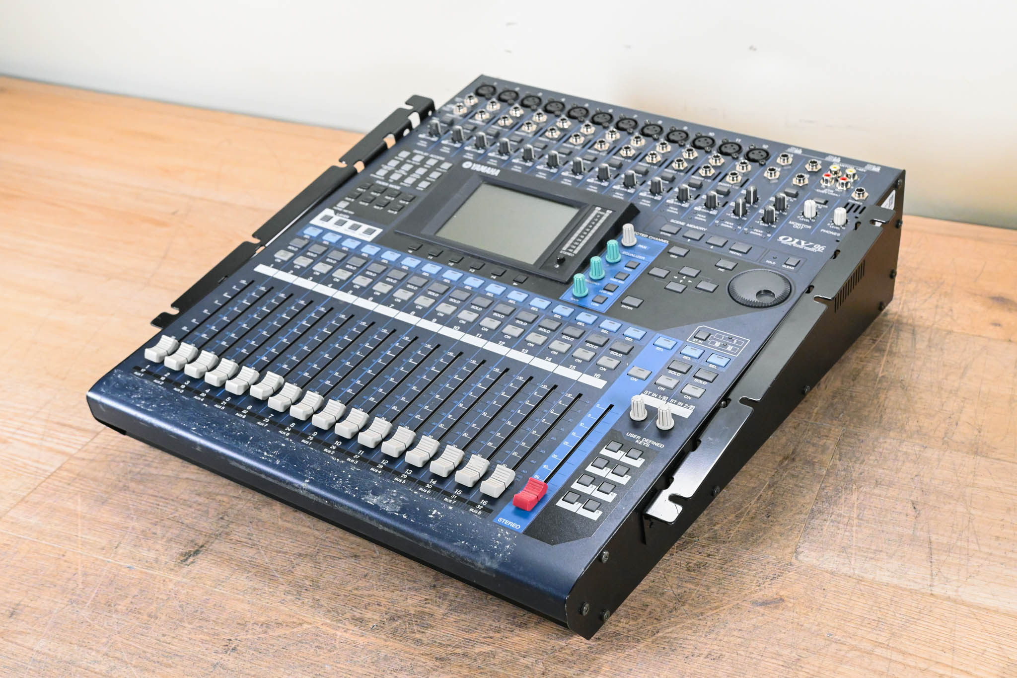 Yamaha 01V96 24-Bit/96k Digital Recording Mixer