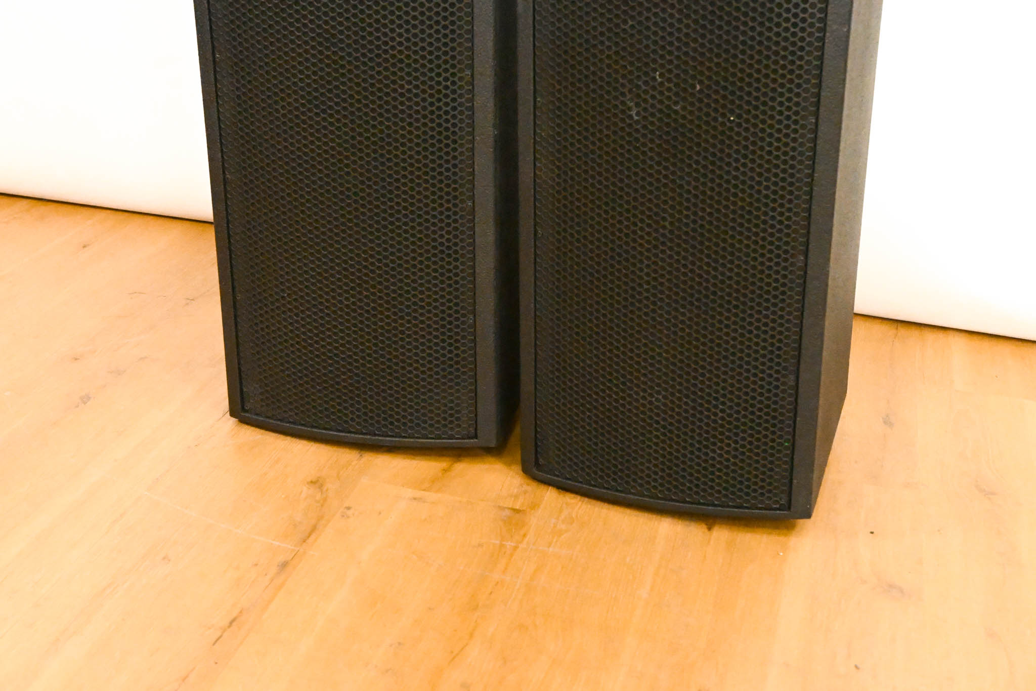 JBL MS28 Ultra Compact 2-Way Full Range Loudspeaker (PAIR)