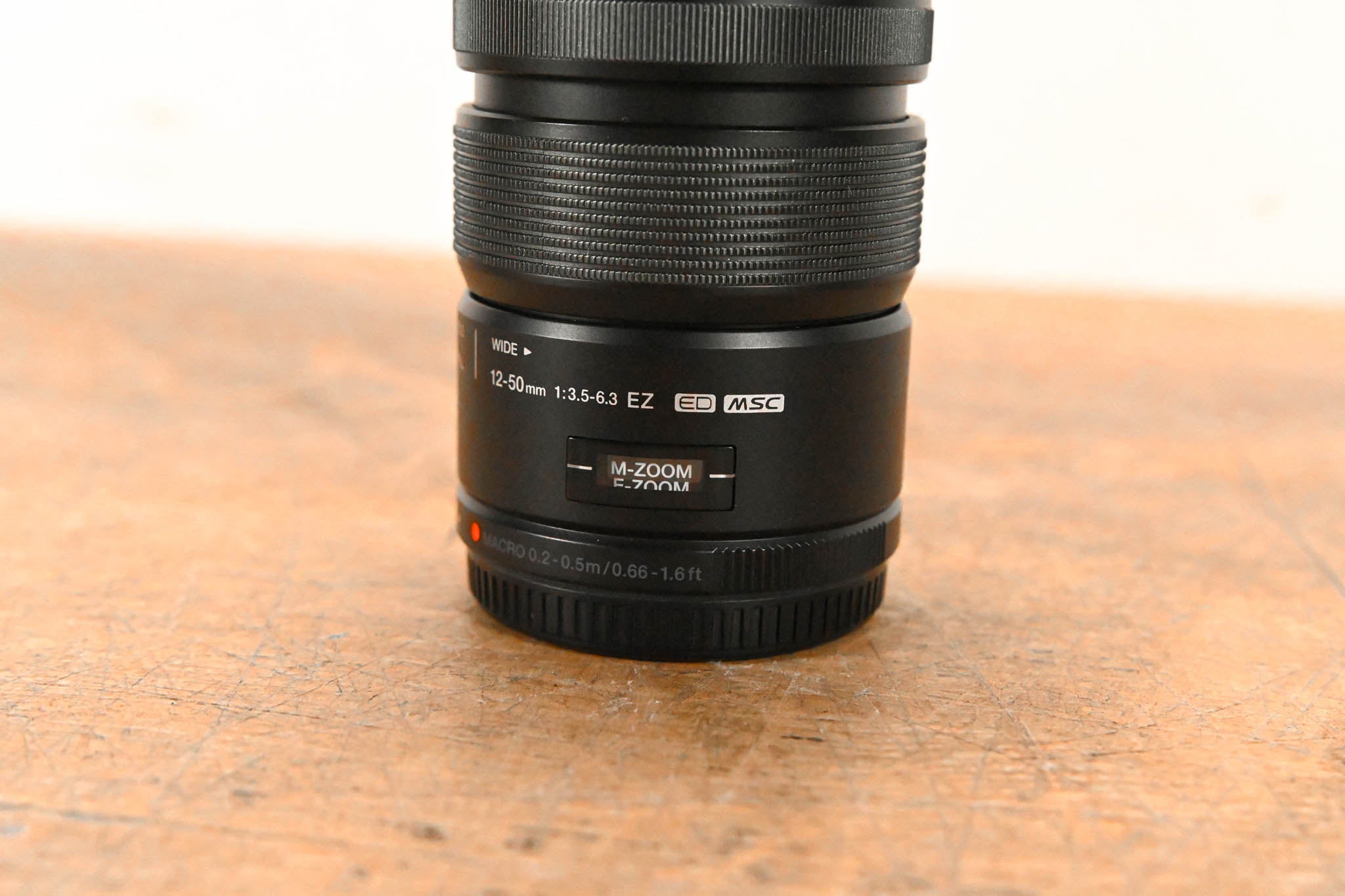 Olympus M.Zuiko Digital ED 12-50mm f3.5-6.3 EZ w/ JJC LH-J55C Lens Hood