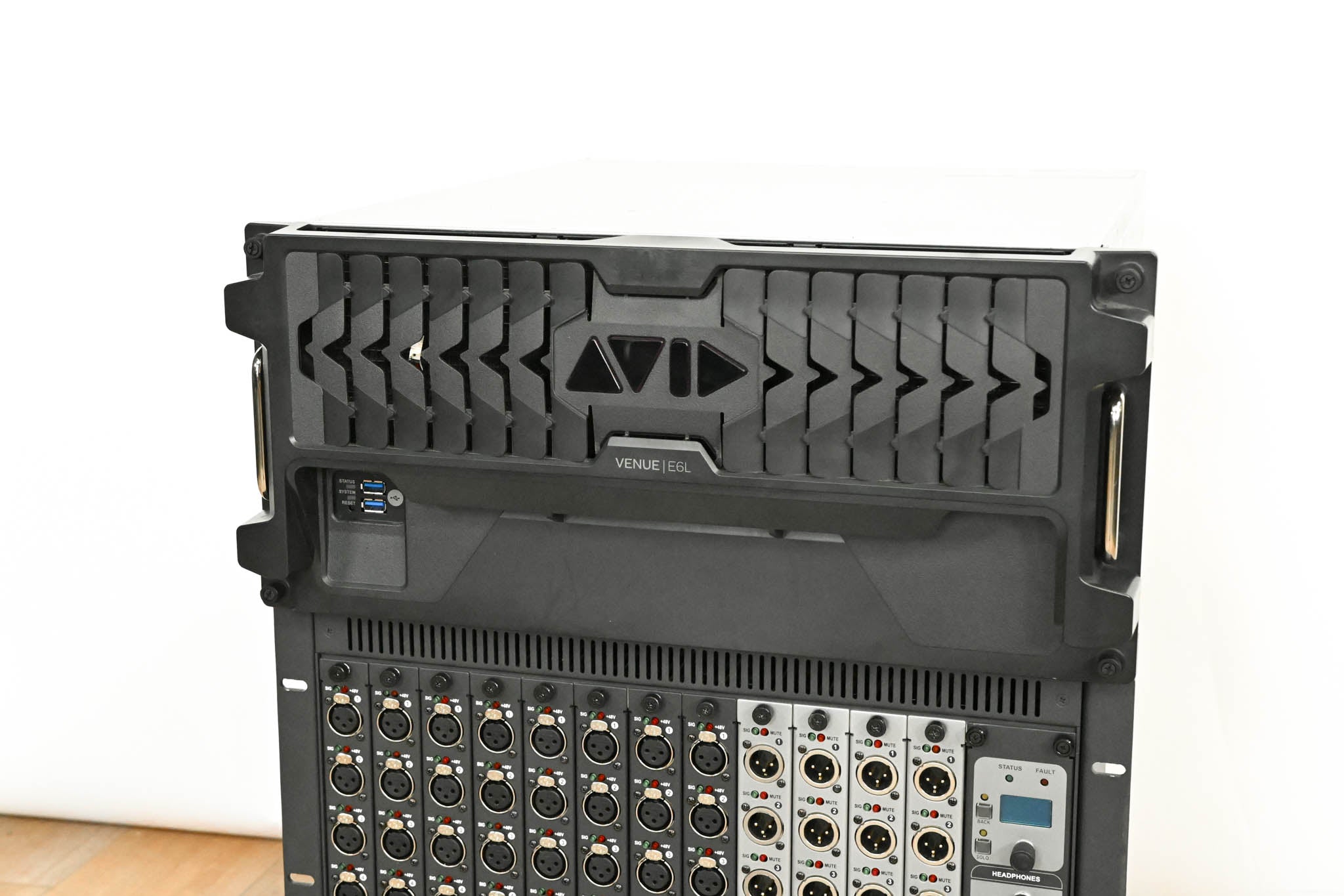AVID VENUE S6L-24D Surface with E6L-112 Engine & Stage 64 64x32 I/O Rack