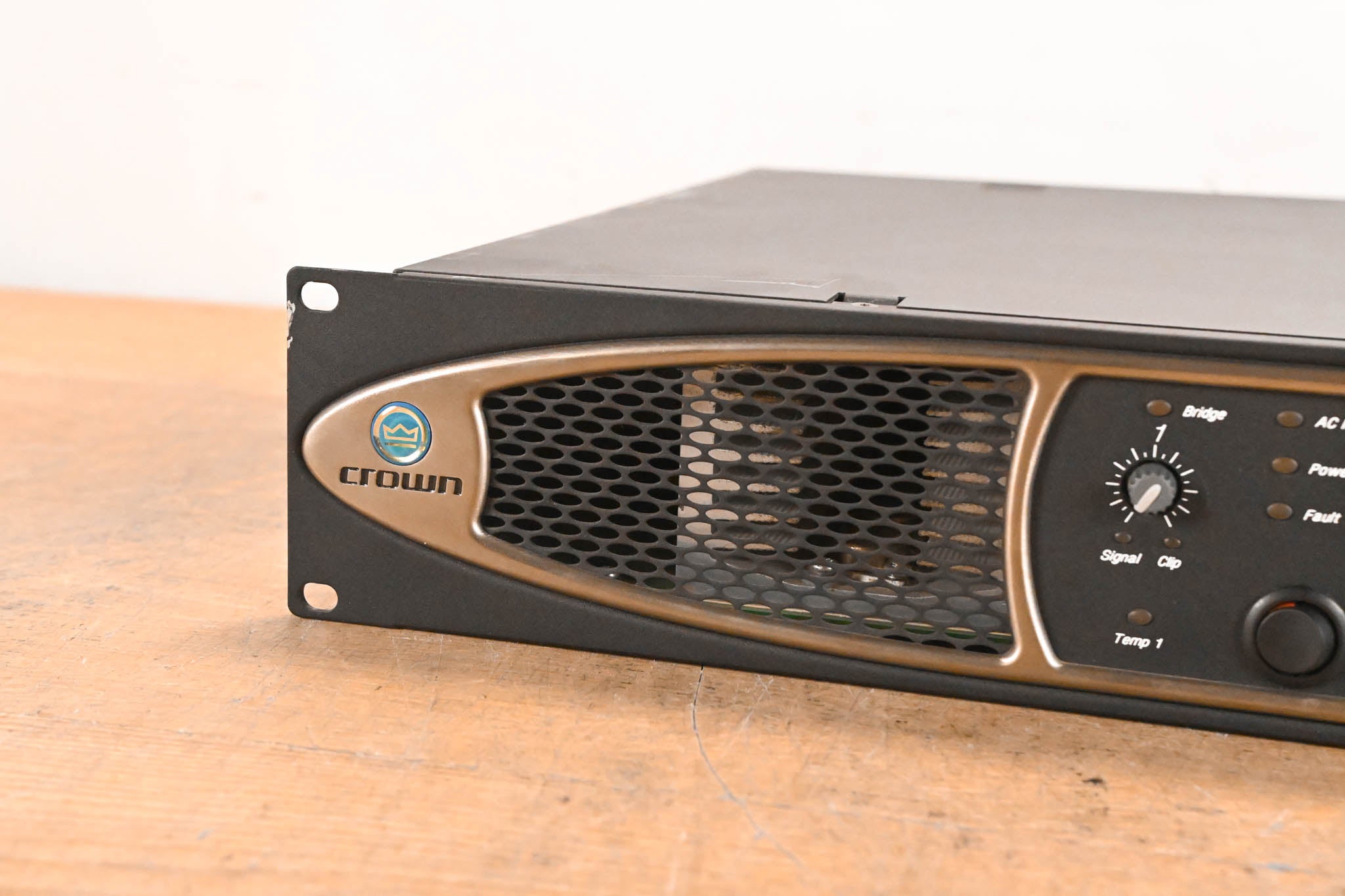 Crown Xs500 2-Channel Power Amplifier