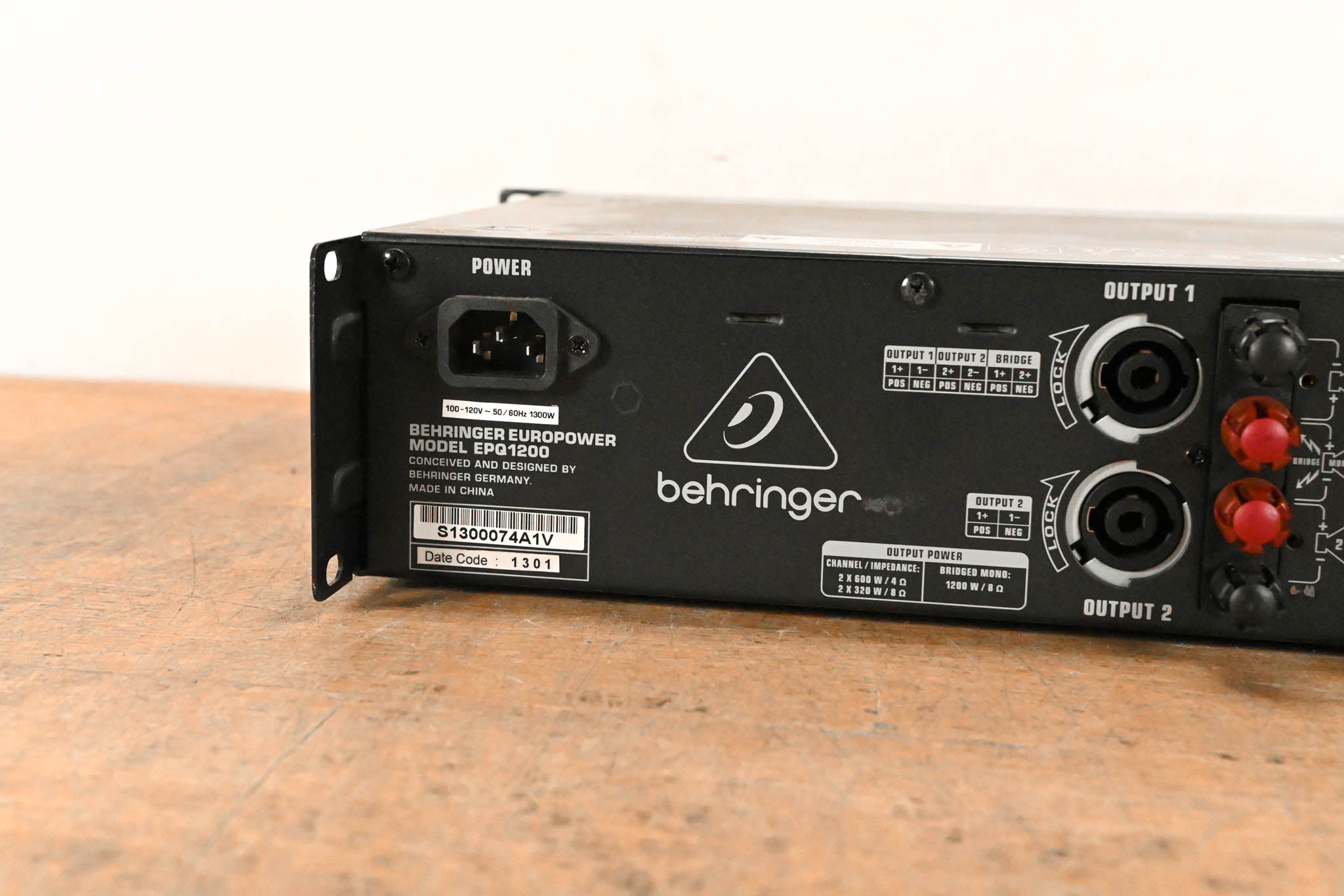 Behringer Europower EPQ1200 Stereo Power Amplifier