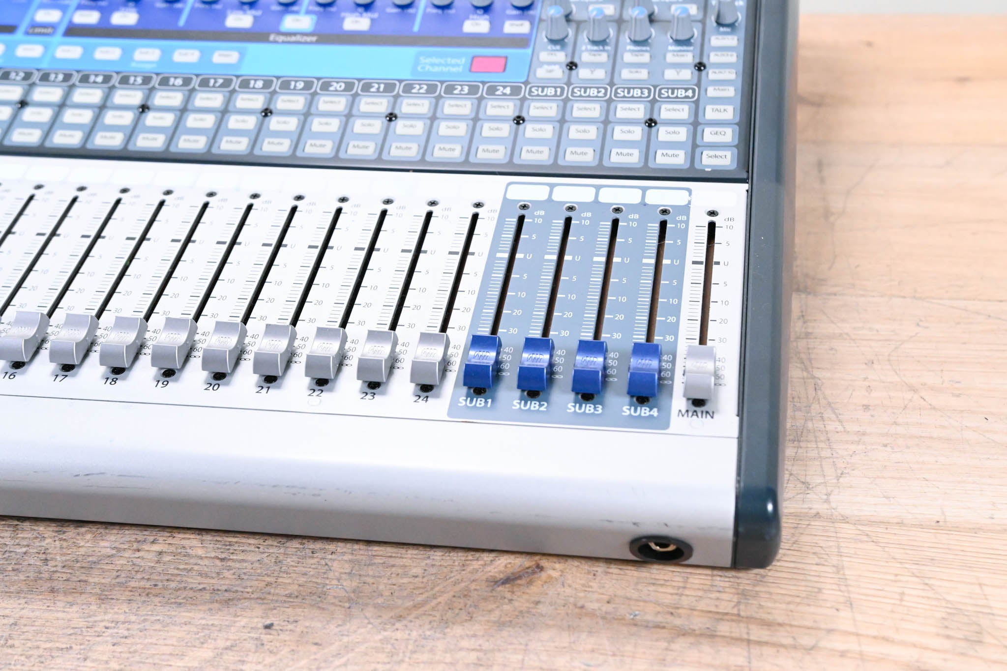 PreSonus StudioLive 24.4.2 24-Channel Digital Audio Mixer