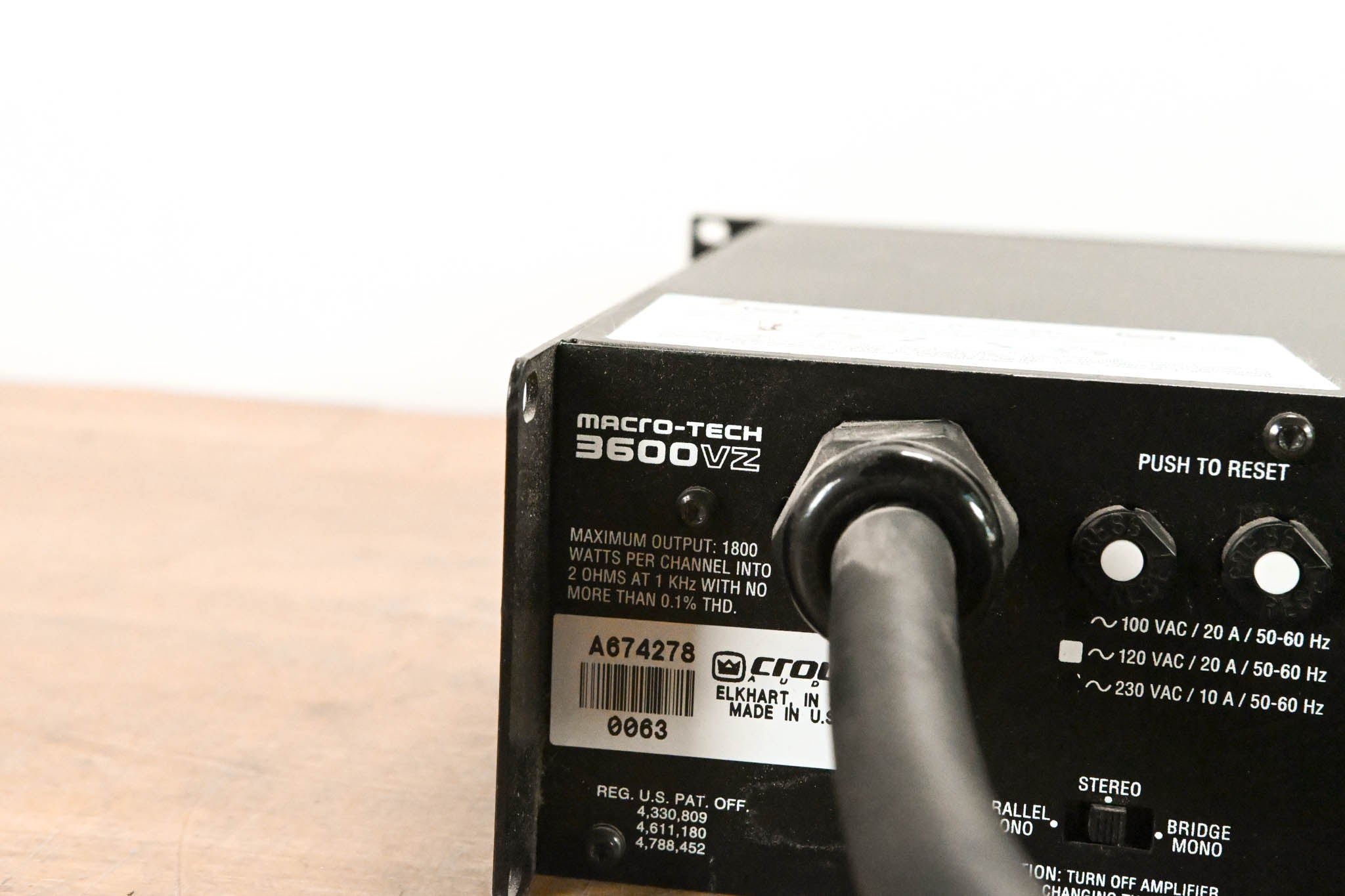 Crown Macro-Tech 3600VZ 2-Channel Power Amplifier