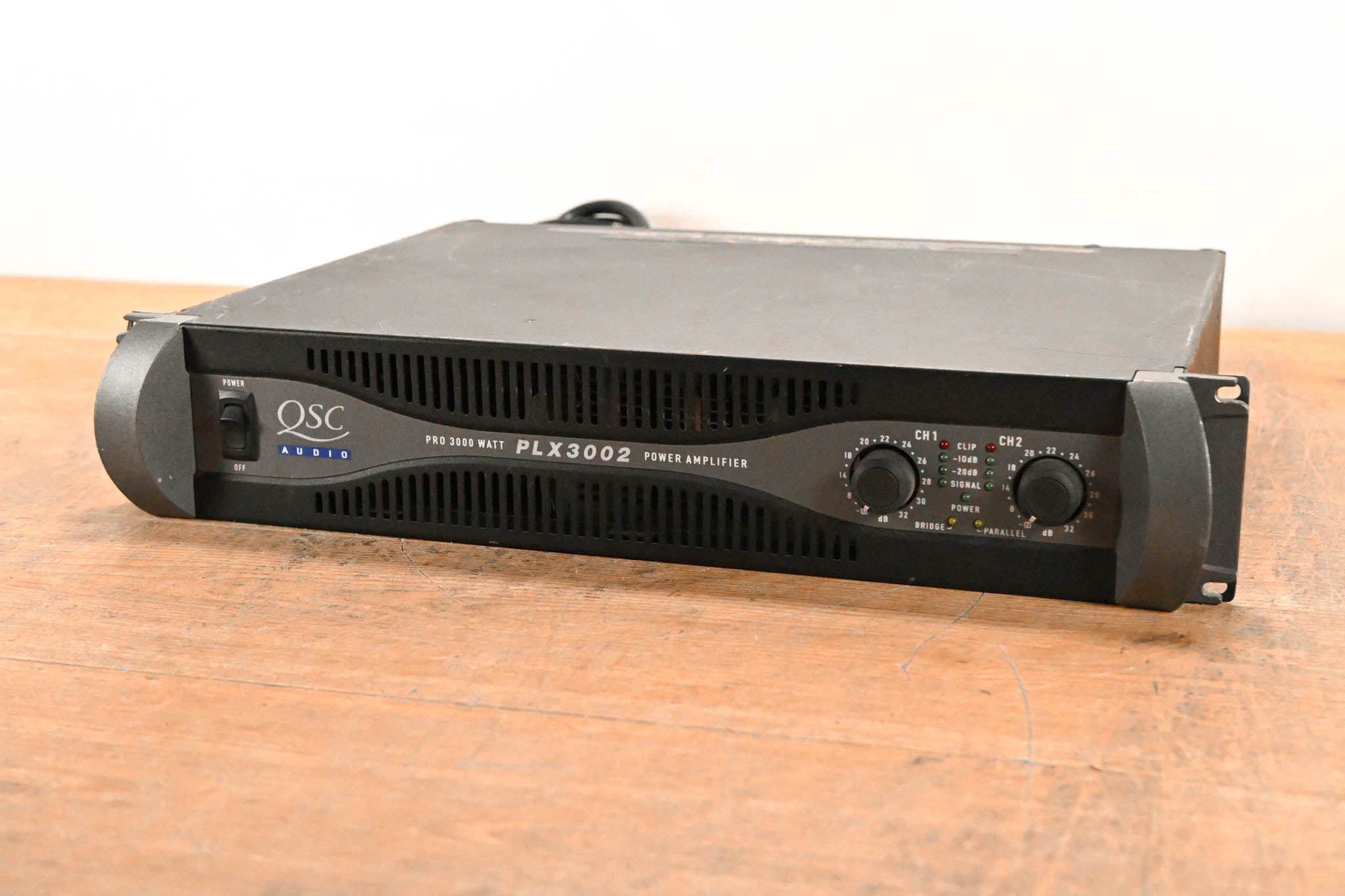 QSC PLX3002 2-Channel Power Amplifier