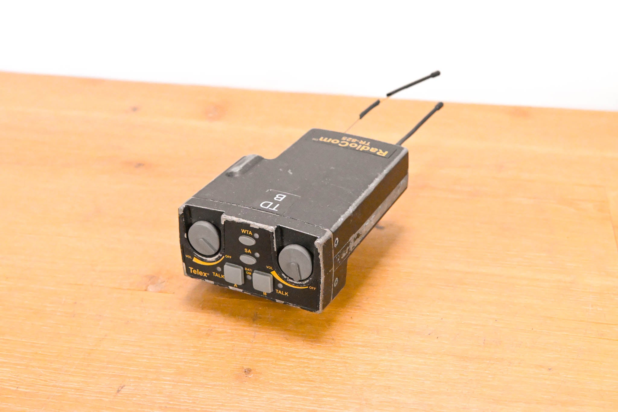 Telex RadioCom TR-825 2-Channel Binaural UHF Transceiver