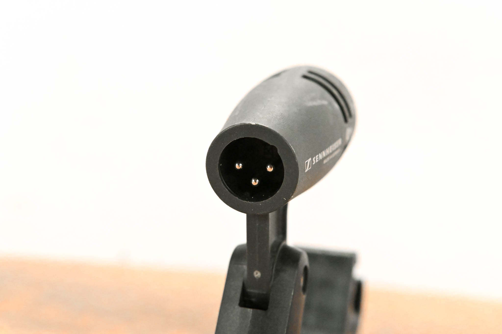 Sennheiser e 604 Dynamic Cardioid Instrument Microphone