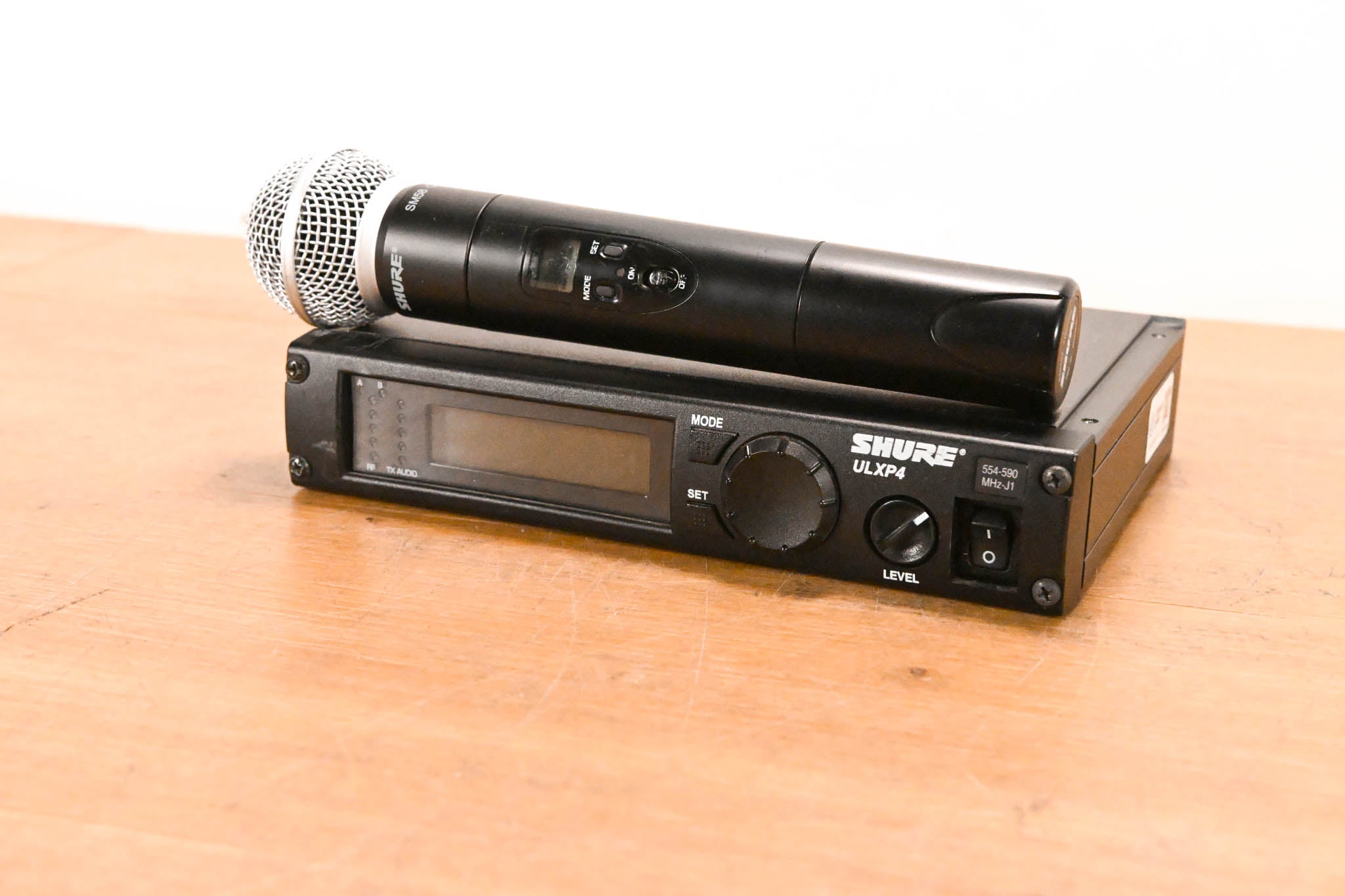 Shure ULXP24/58 Handheld Wireless System - J1 Band (NO POWER SUPPLY)