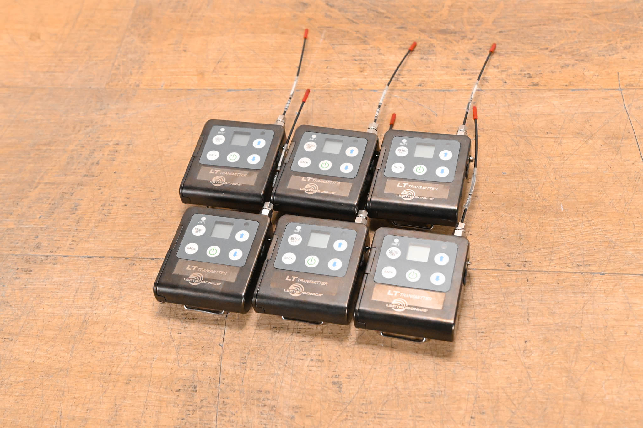 Lectrosonics Venue Wideband Mid 6-Channel Receiver w/ Bodypacks (NO PSU)