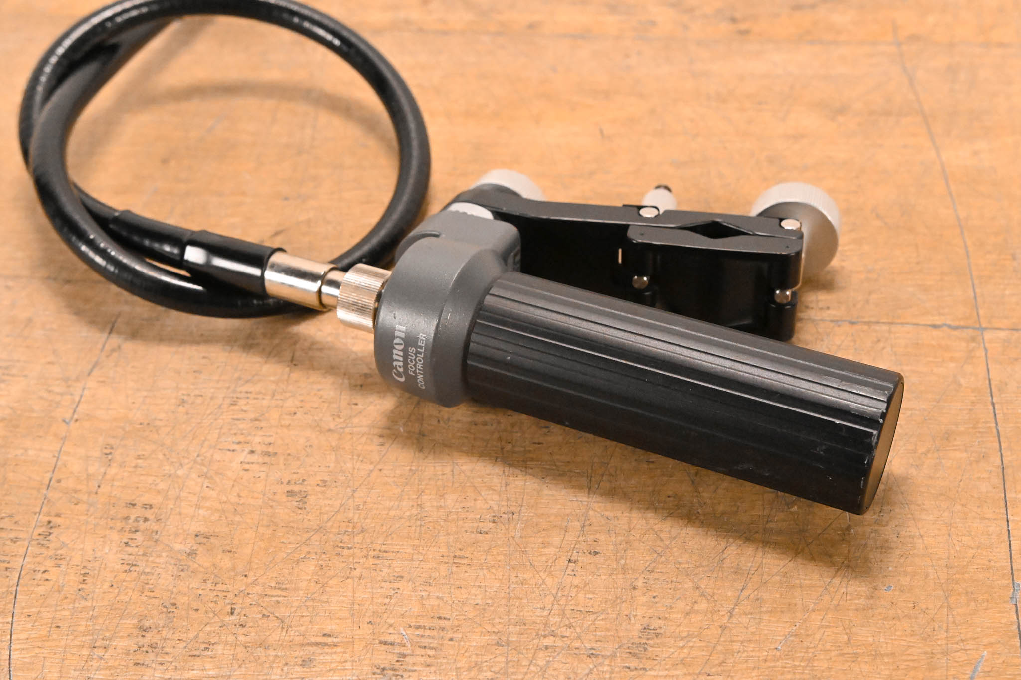 Canon FFC-200 Focus Manual Controller with CR-10 Clamper