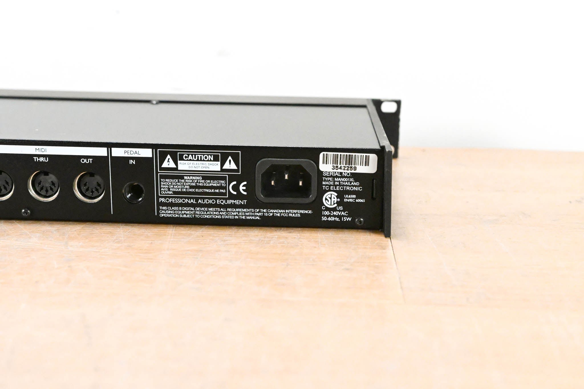 TC Electronic M-ONE XL Dual-Engine Effects Processor