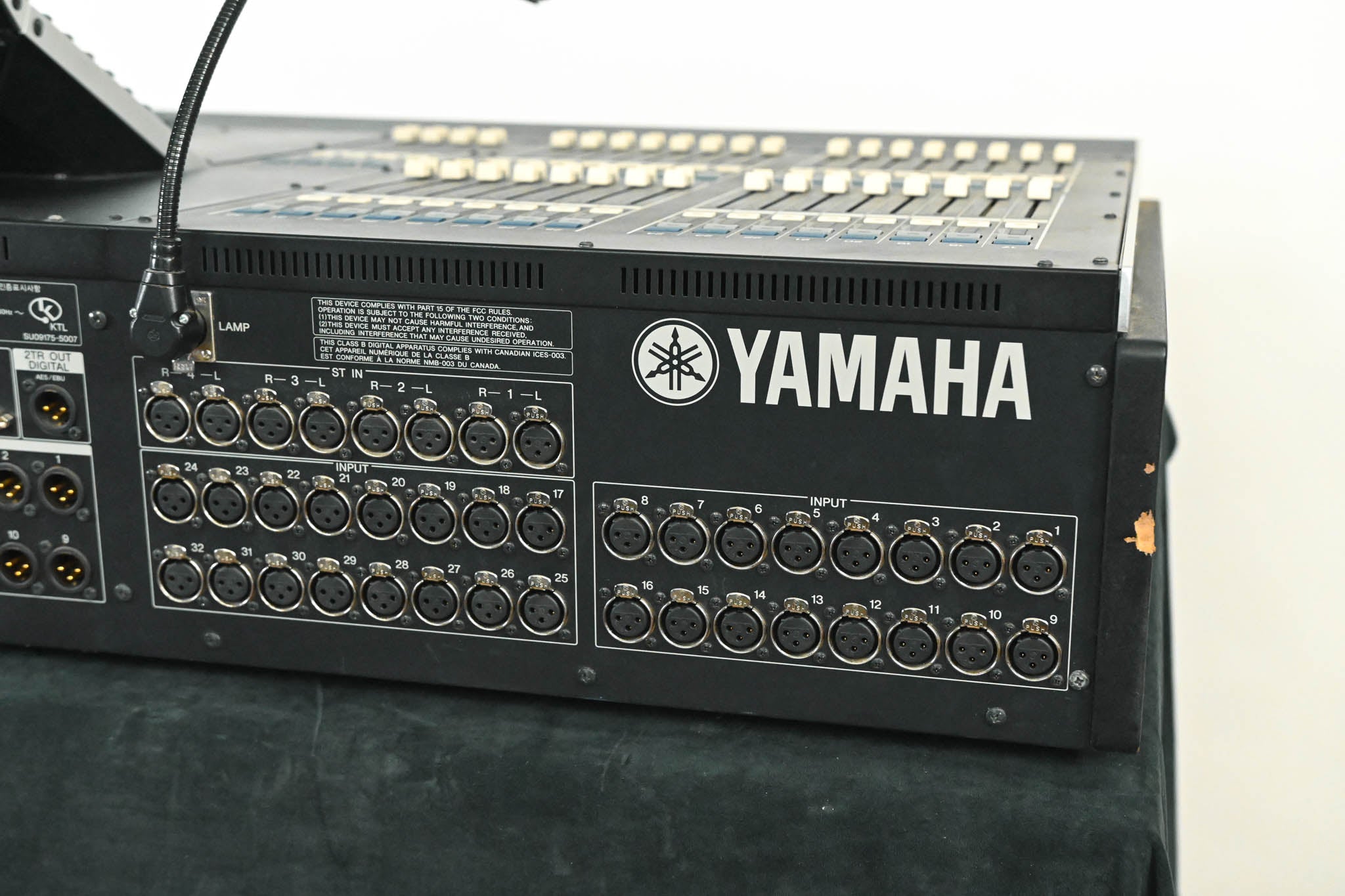 Yamaha M7CL-48 48-Channel Digital Audio Mixing Console