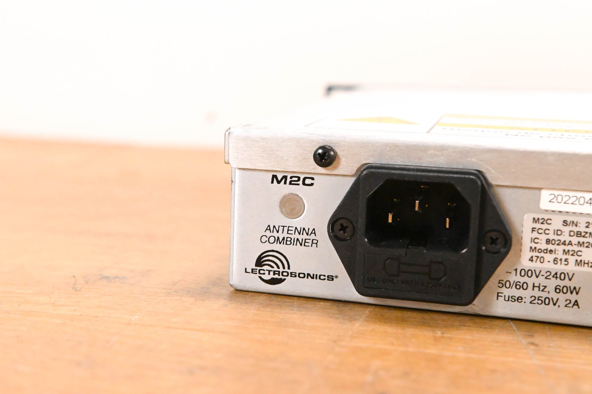 Lectrosonics M2C Active Antenna Combiner - 470-615 MHz