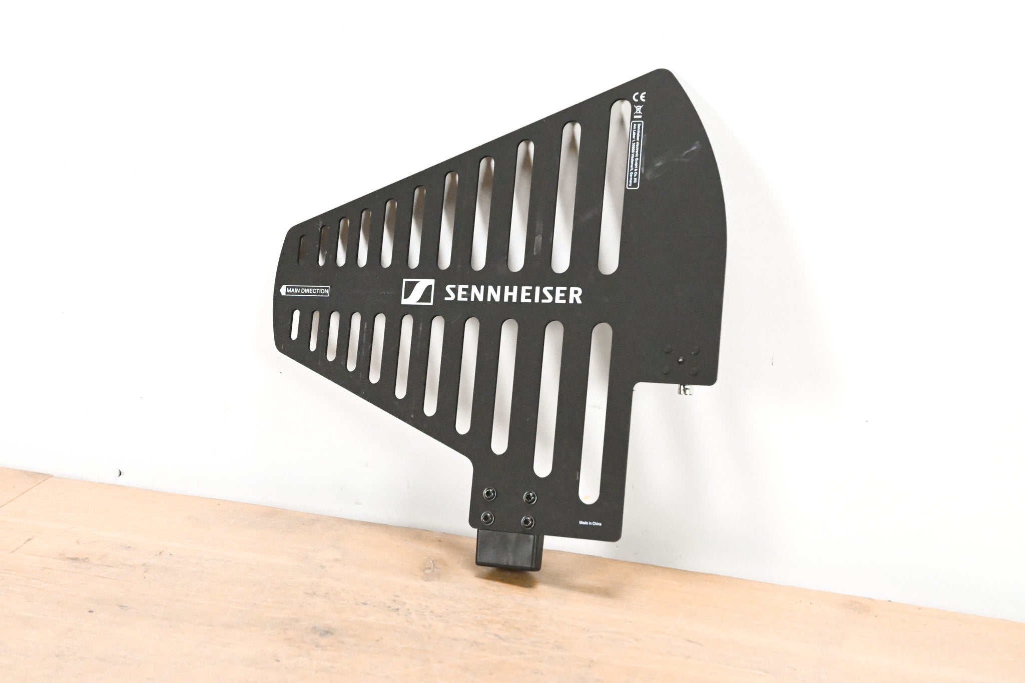Sennheiser ADP UHF Directional Antenna (470-1075 MHz)