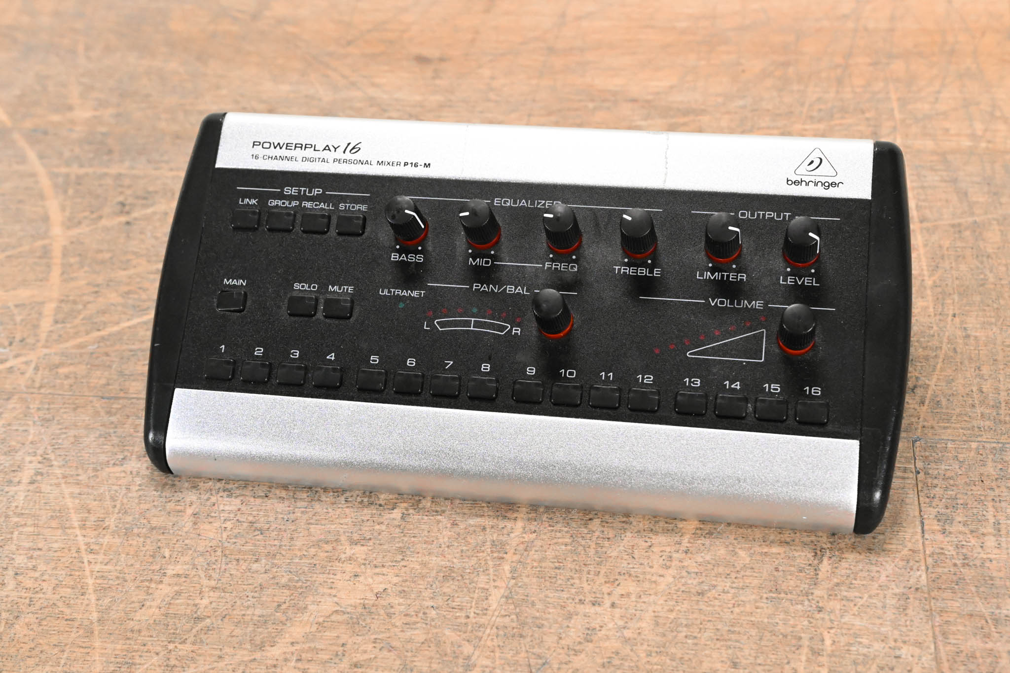 Behringer Powerplay P16-M 16-Channel Digital Personal Mixer