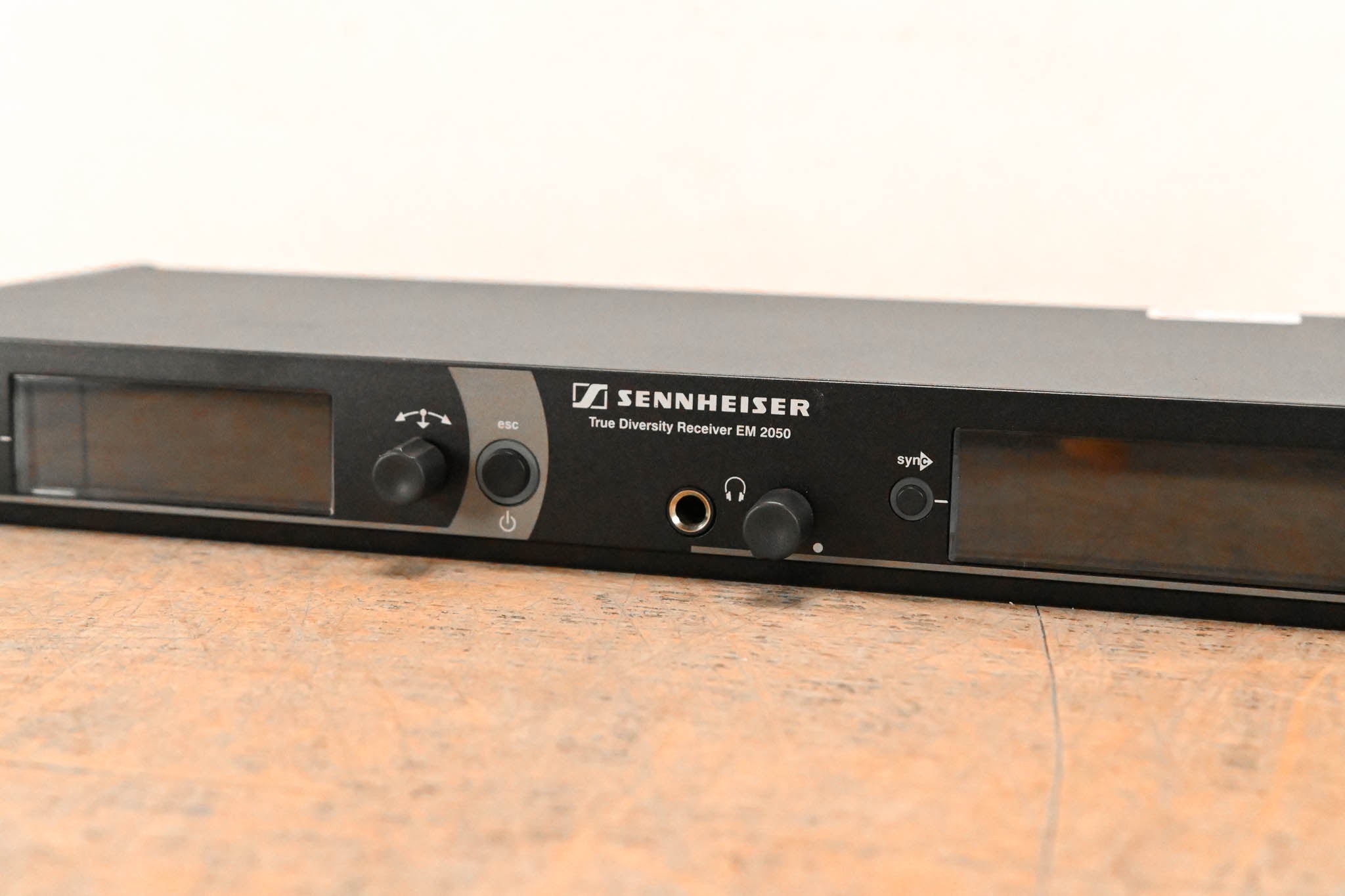 Sennheiser EM 2050 Dual-Channel Wireless Receiver Aw Range: 516-558 MHz