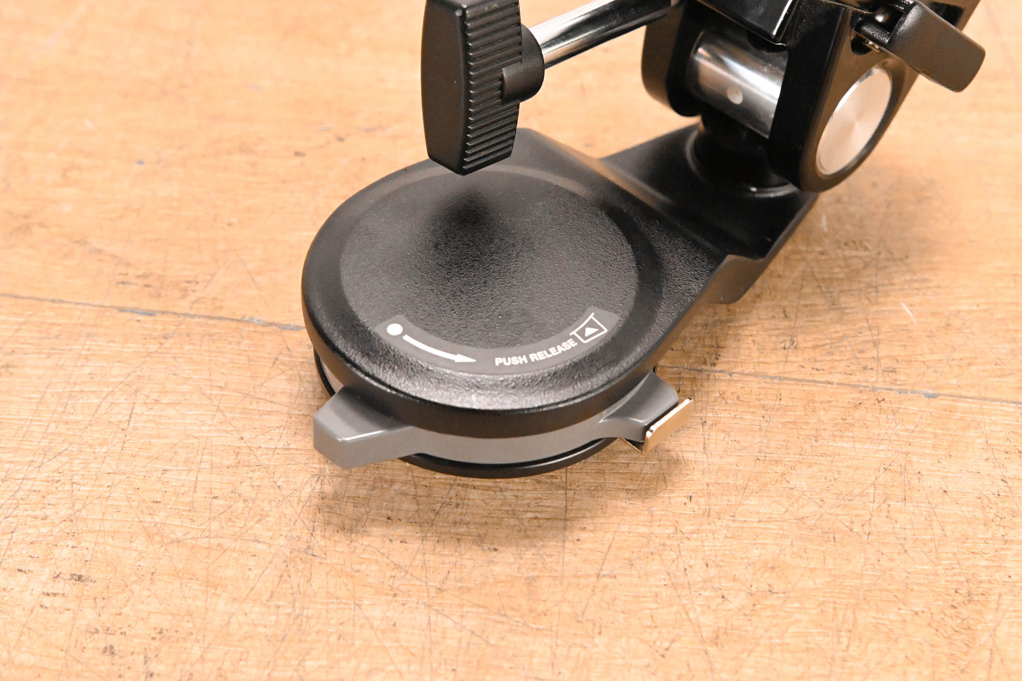 Hitachi AT-500 Studio Viewfinder Mount