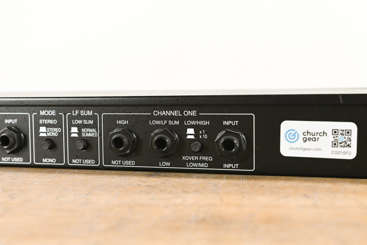 dbx 223 Stereo 2-Way / Mono 3-Way Crossover