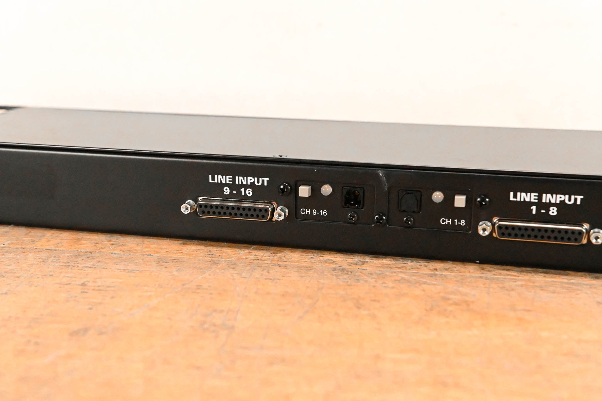 myMix IEX-16L-A 16-Channel Input Expander (NO POWER SUPPLY)