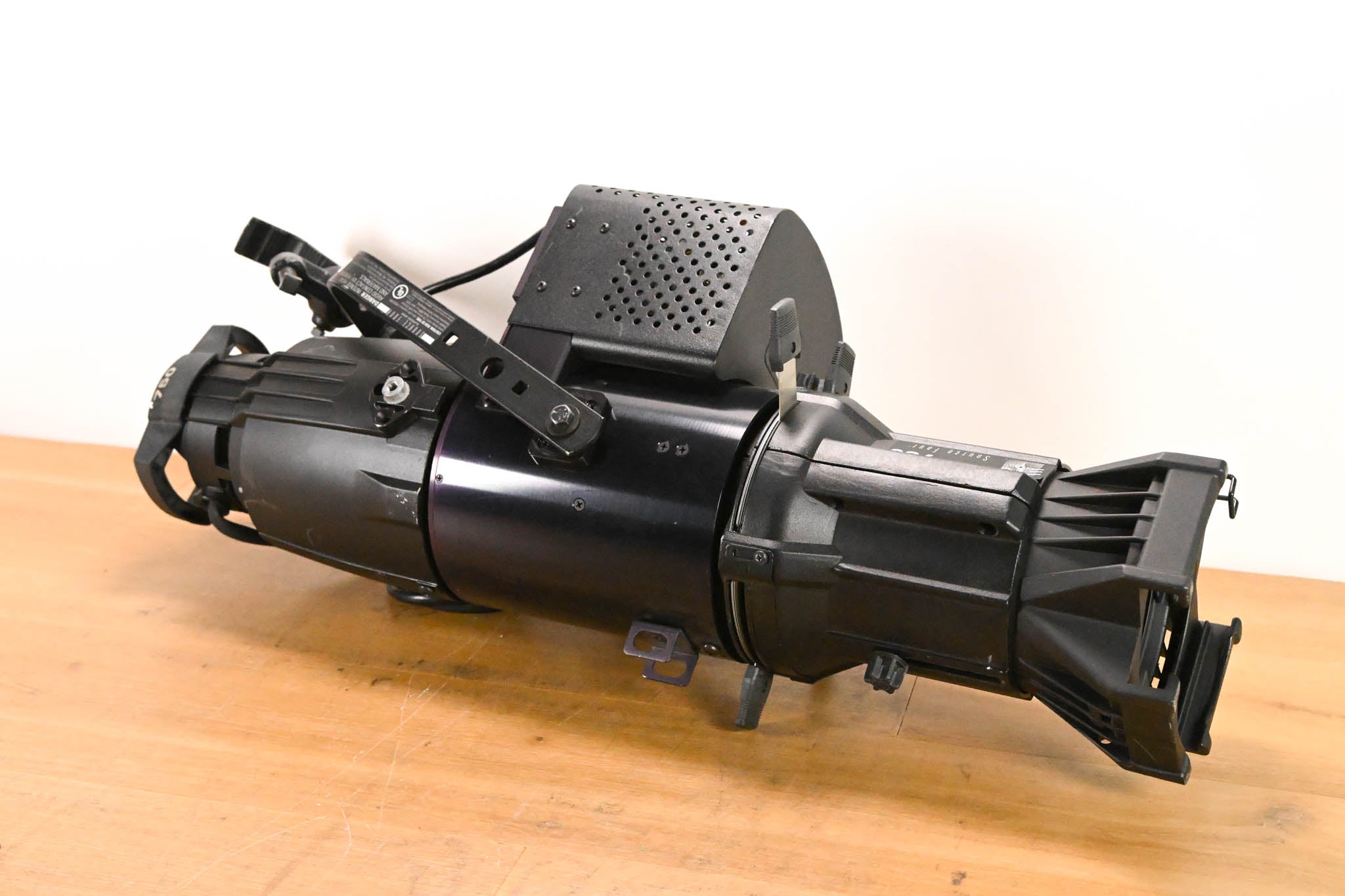 ETC Source Four 750 26 Degree Leko w/OceanOptics SeaChanger Color Engine