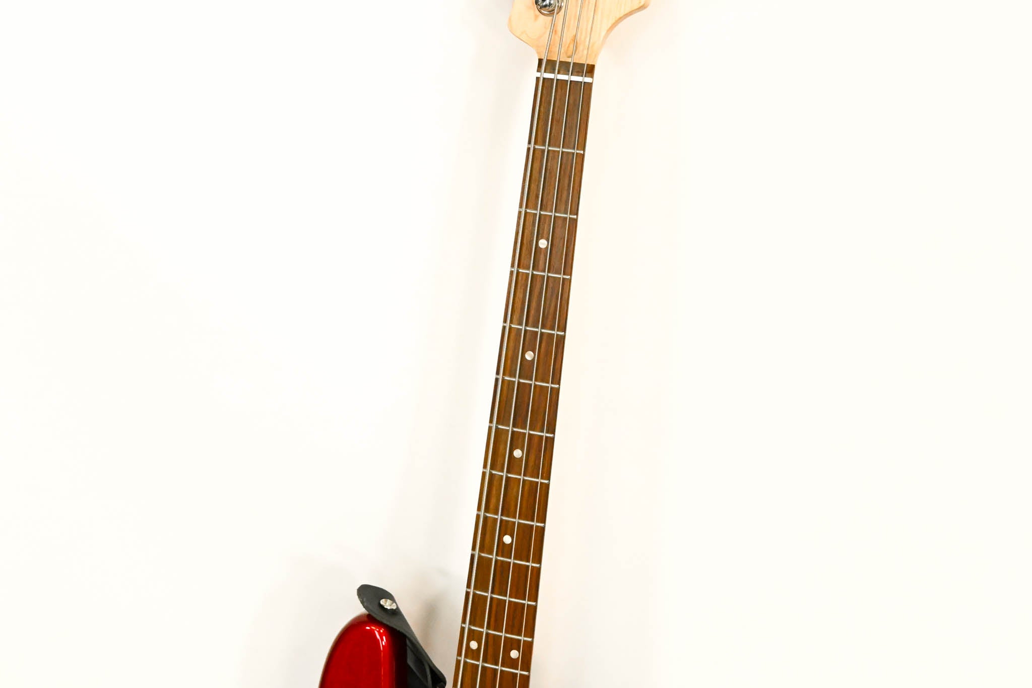 Squier Affinity Series Precision Bass PJ Metallic Red