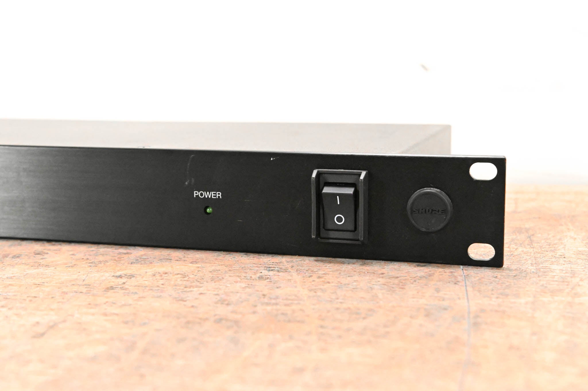 Shure UA846Z2 GLX-D Frequency Manager (NO POWER SUPPLY)