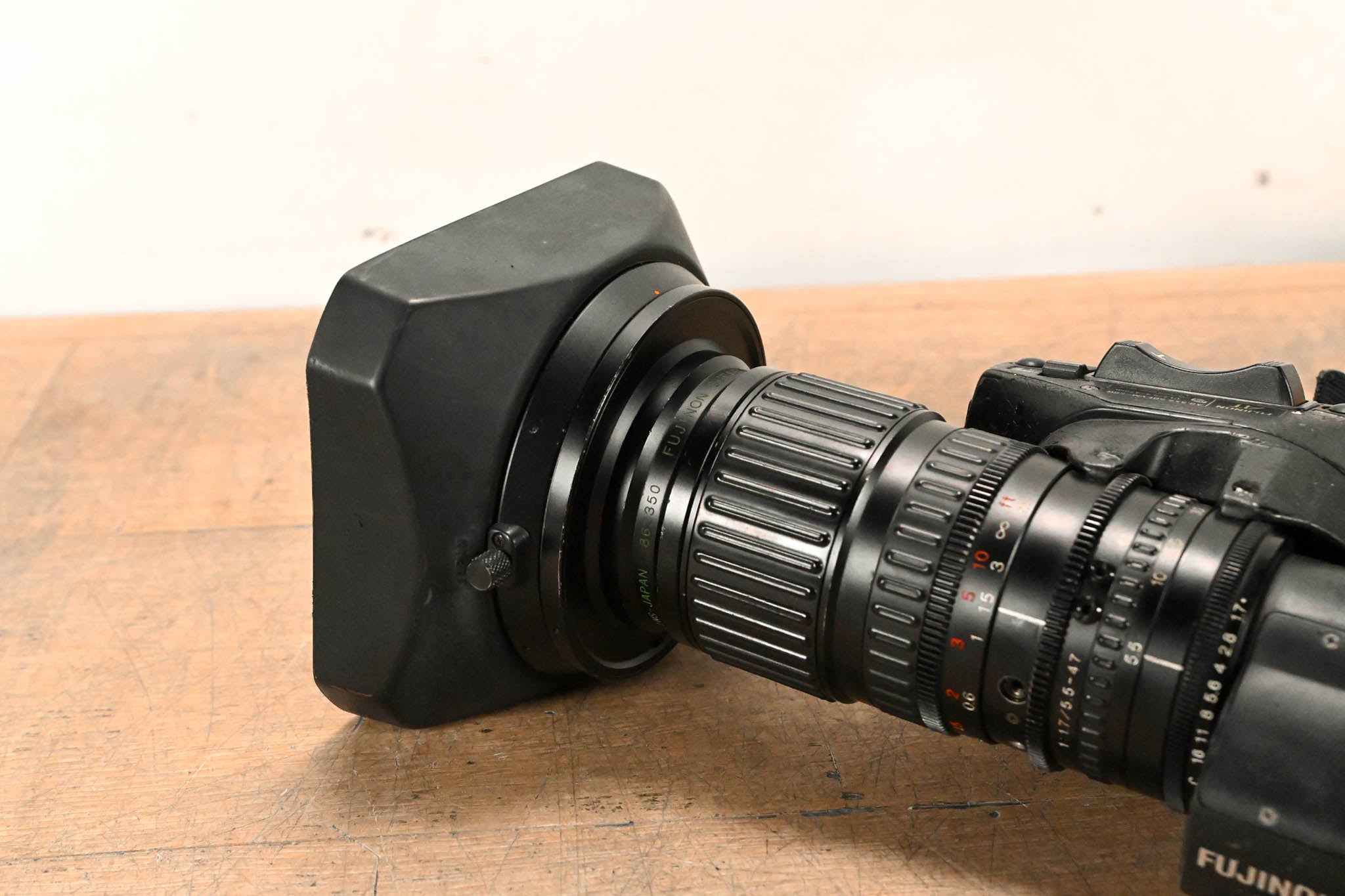 Fujinon A8.5x5.5BEVM-28B 20x Zoom 2/3" ENG Broadcast Lens