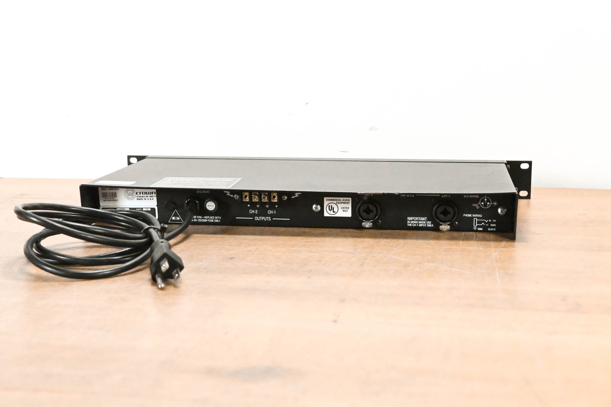 Crown D-75A 2-Channel Power Amplifier