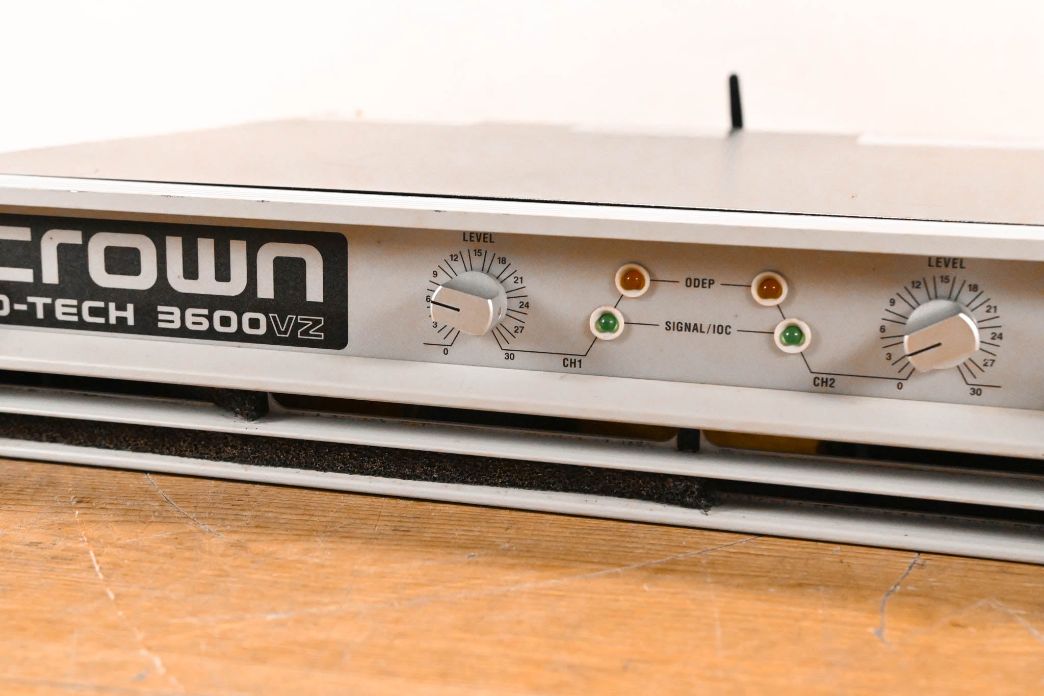 Crown Macro-Tech 3600VZ 2-Channel Power Amplifier