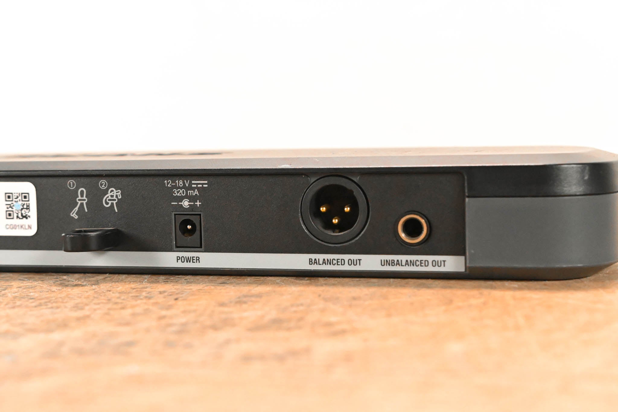 Shure PG88 Dual-Channel Wireless Receiver - H7 Band (NO POWER SUPPLY)