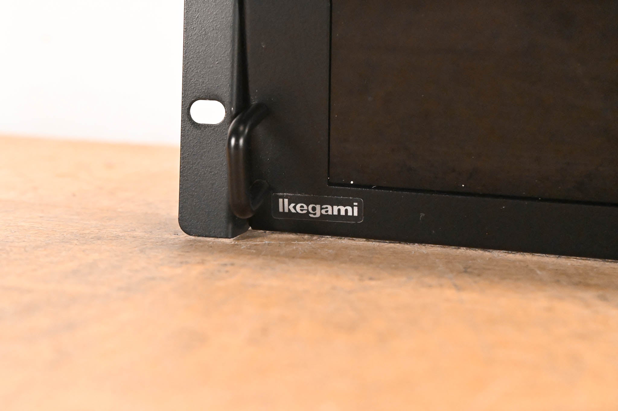 Ikegami HLM-7002WR 7" Dual HDTV/SDTV Multi-Format LCD Monitor (NO PSU)