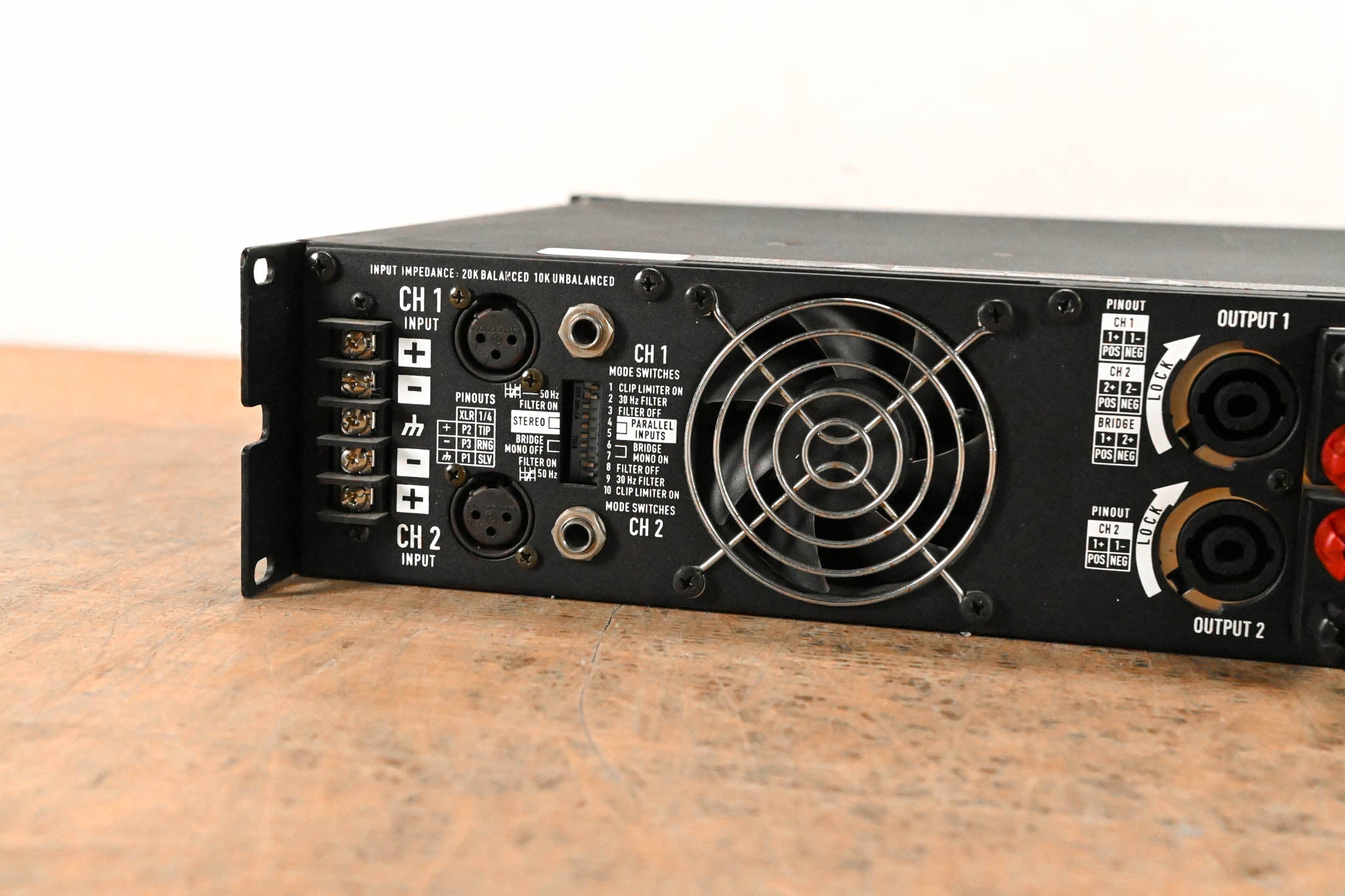 QSC RMX850 2-Channel Power Amplifier