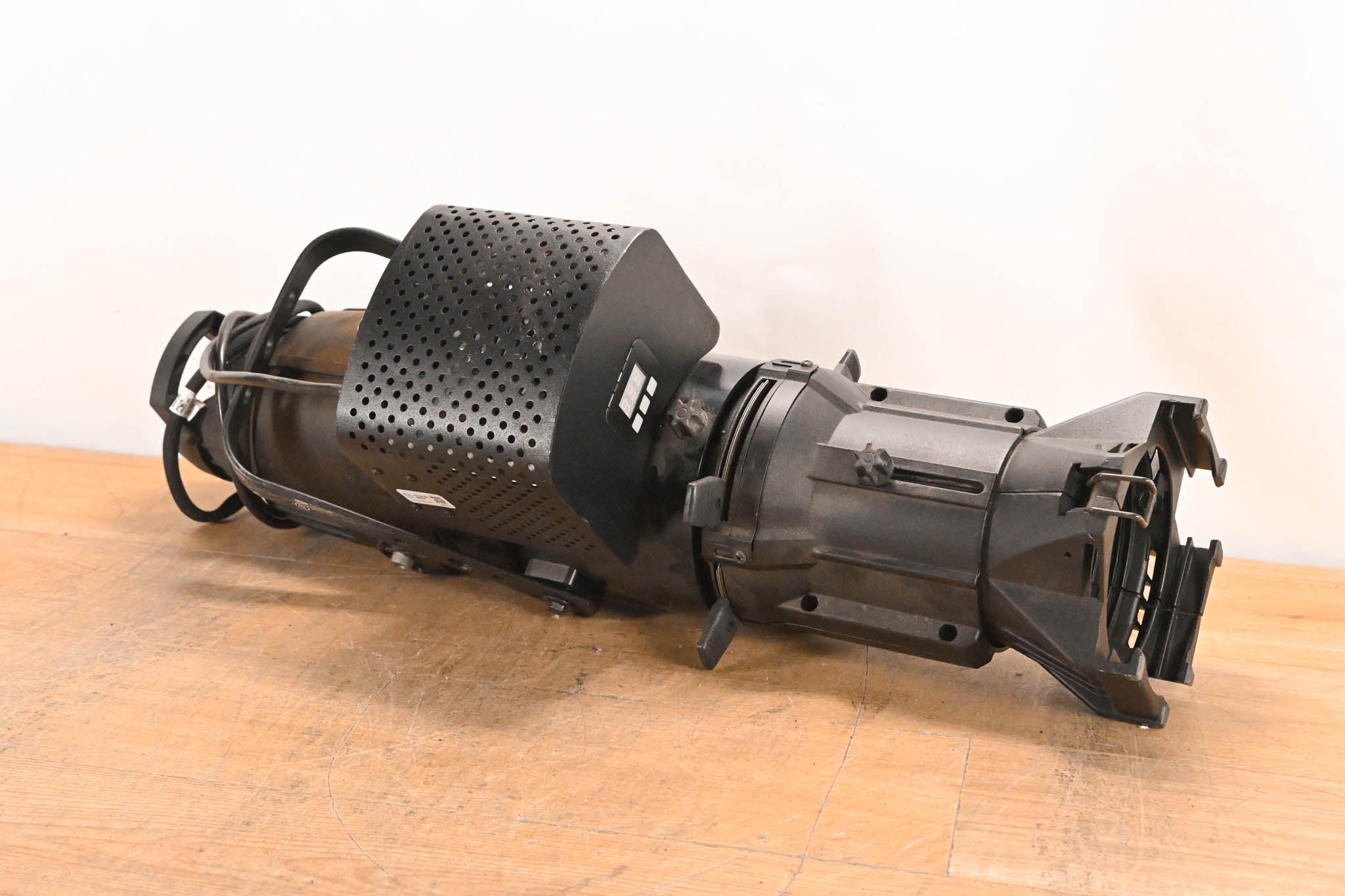 ETC Source Four 750 36 Degree Leko w/OceanOptics SeaChanger Color Engine