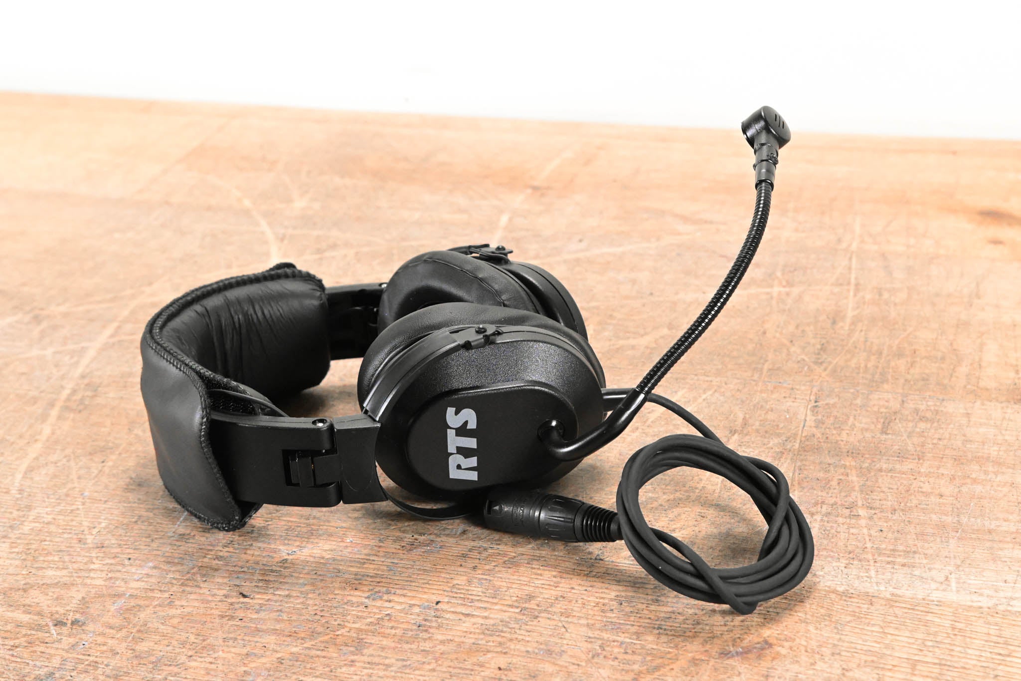 RTS HR-2 A4M Dual-Sided Full-Cushion Medium-Weight Intercom Headset