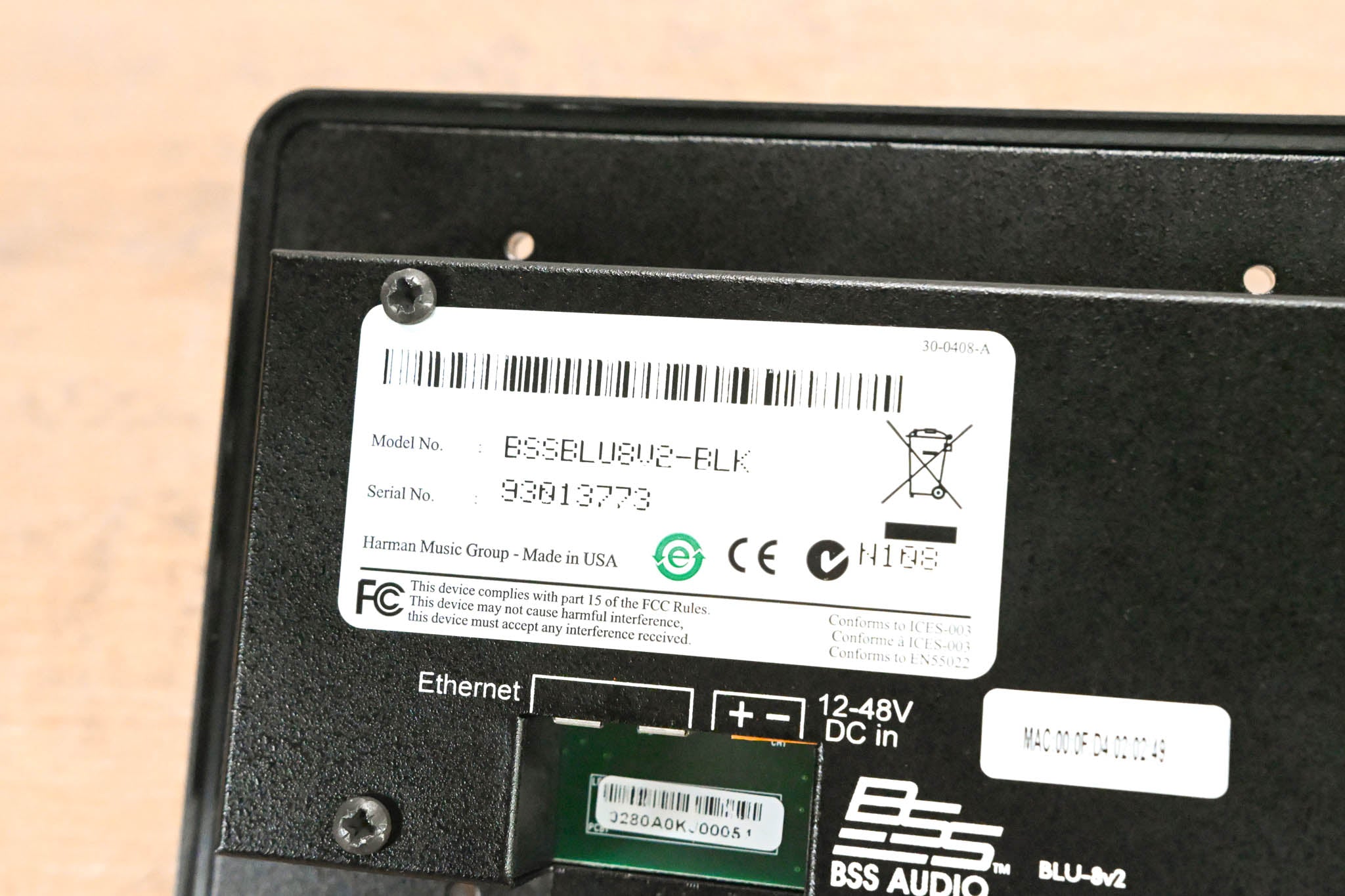 BSS BLU-8v2BLK Programmable Zone Controller